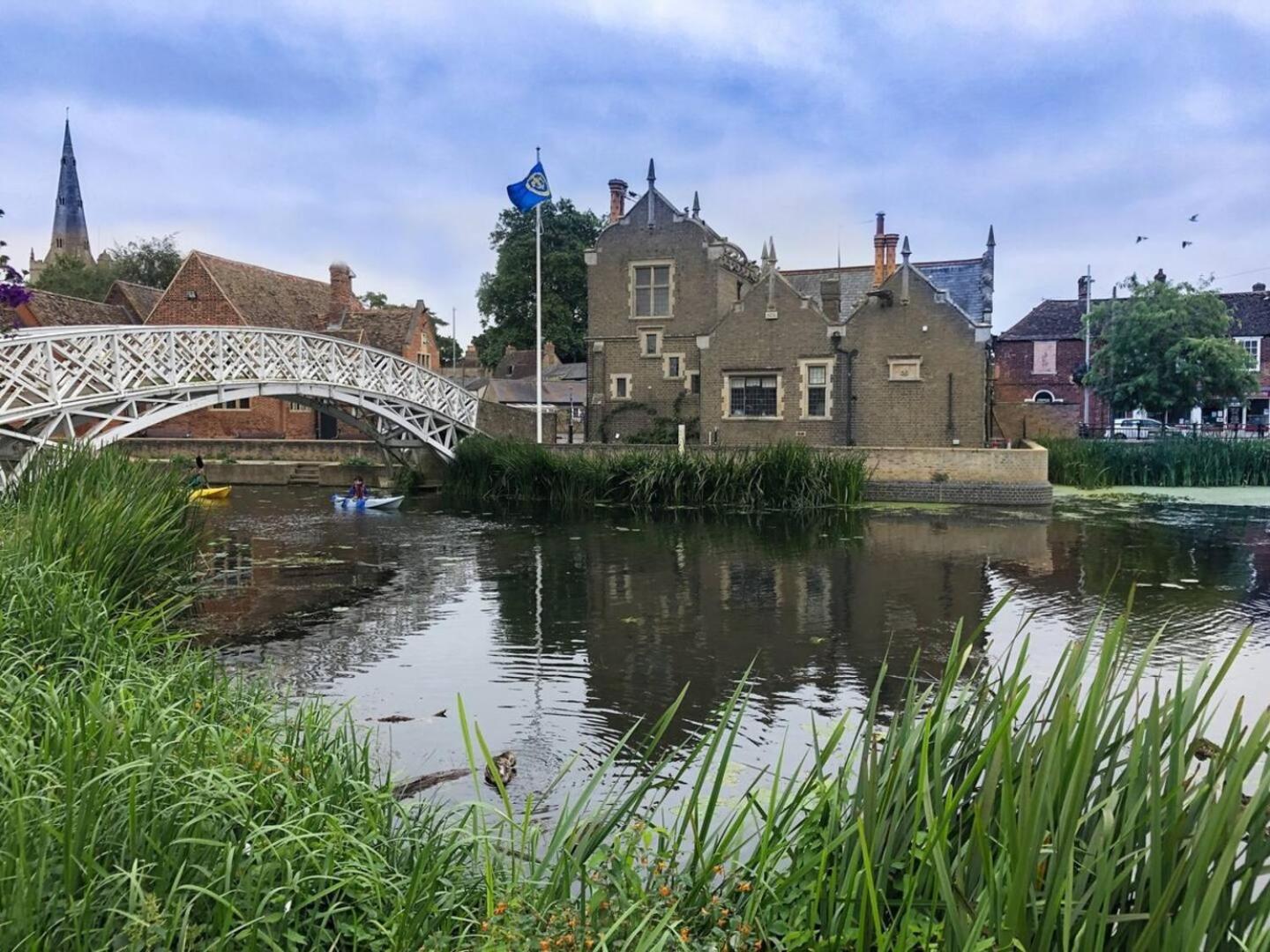 Cambridge Narrowboats - Beautiful Narrowboat Glyndwr
