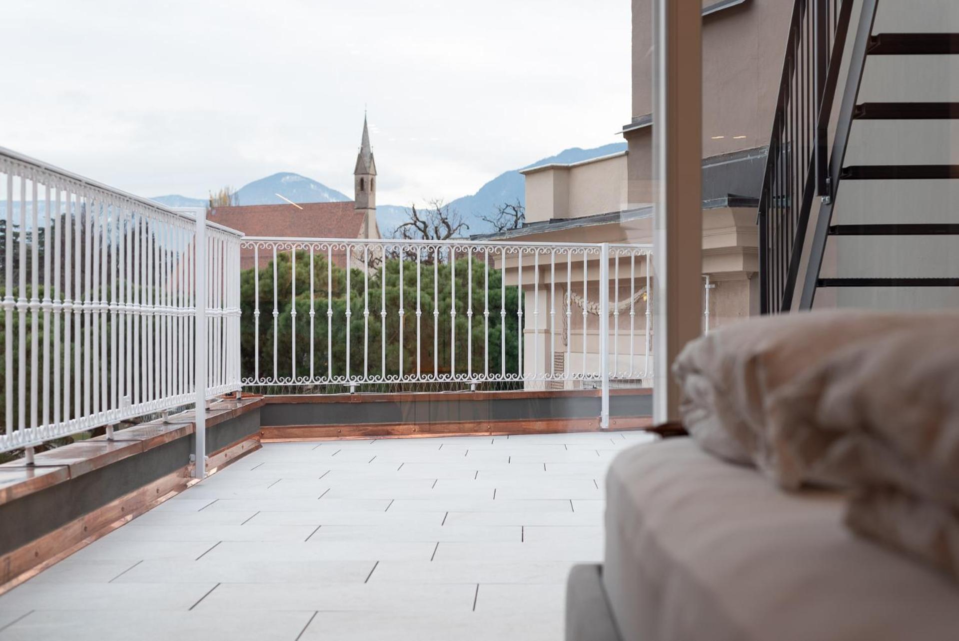 KERAMIK Suites
