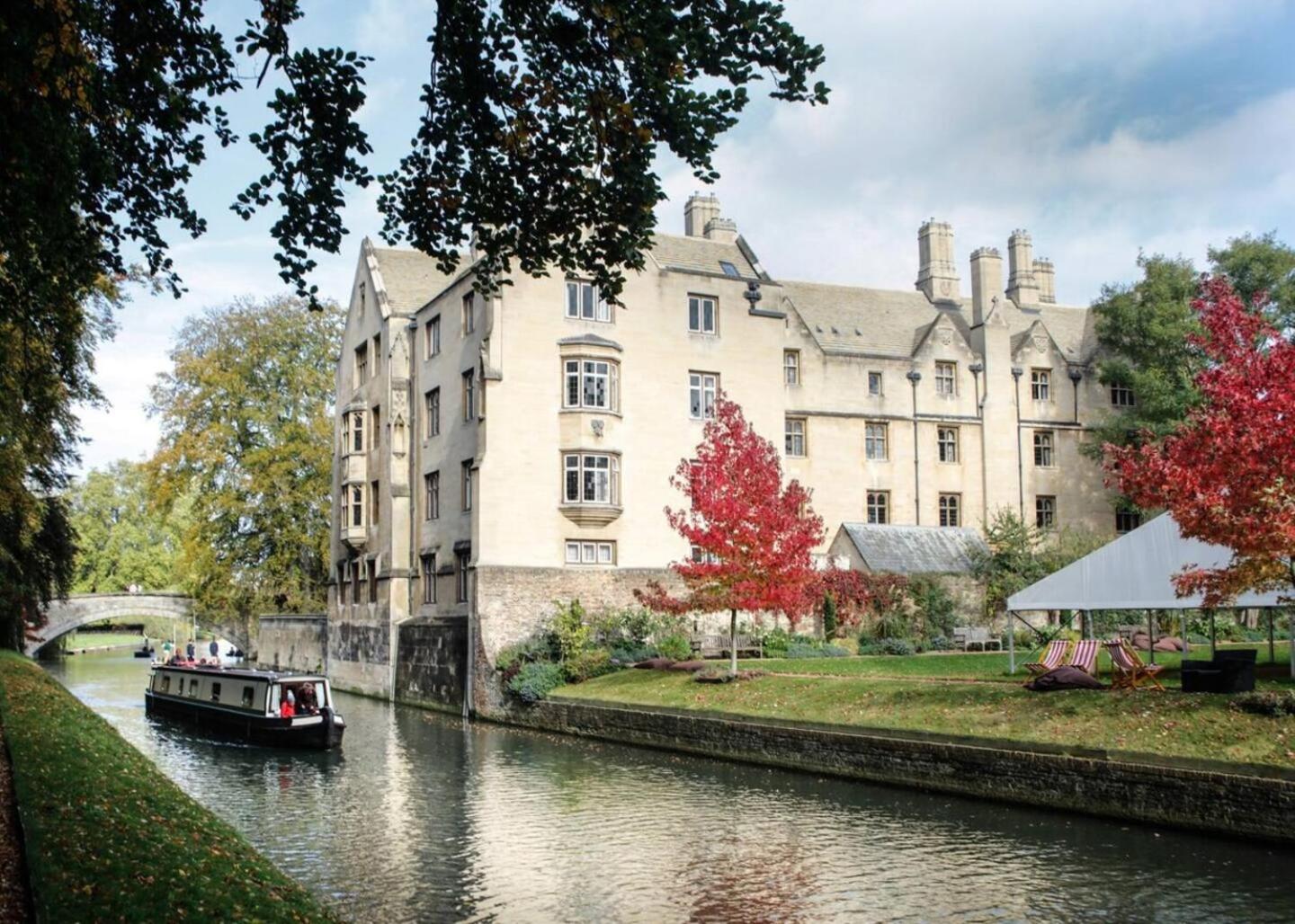Cambridge Narrowboats - Beautiful Narrowboat Glyndwr