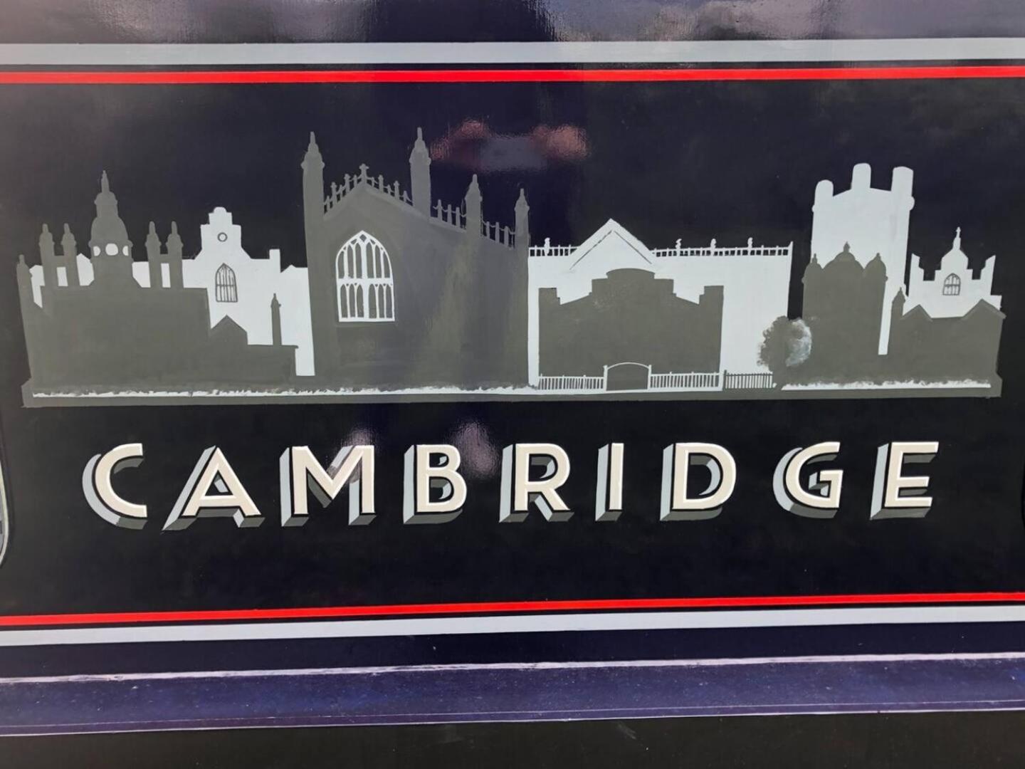 Cambridge Narrowboats - Beautiful New Moon Narrowboat