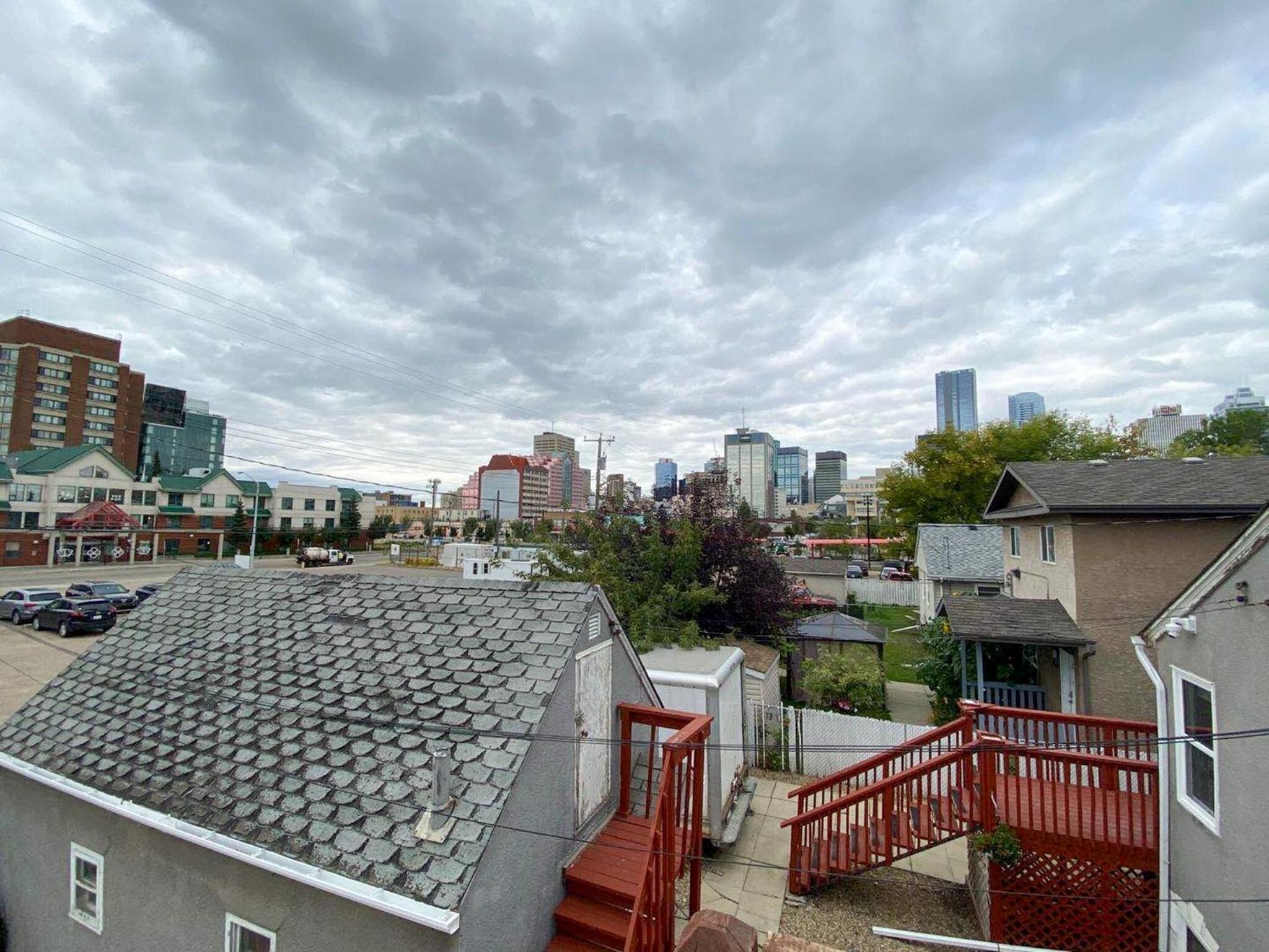 Calming 1bedroom Units With Balcony And City View