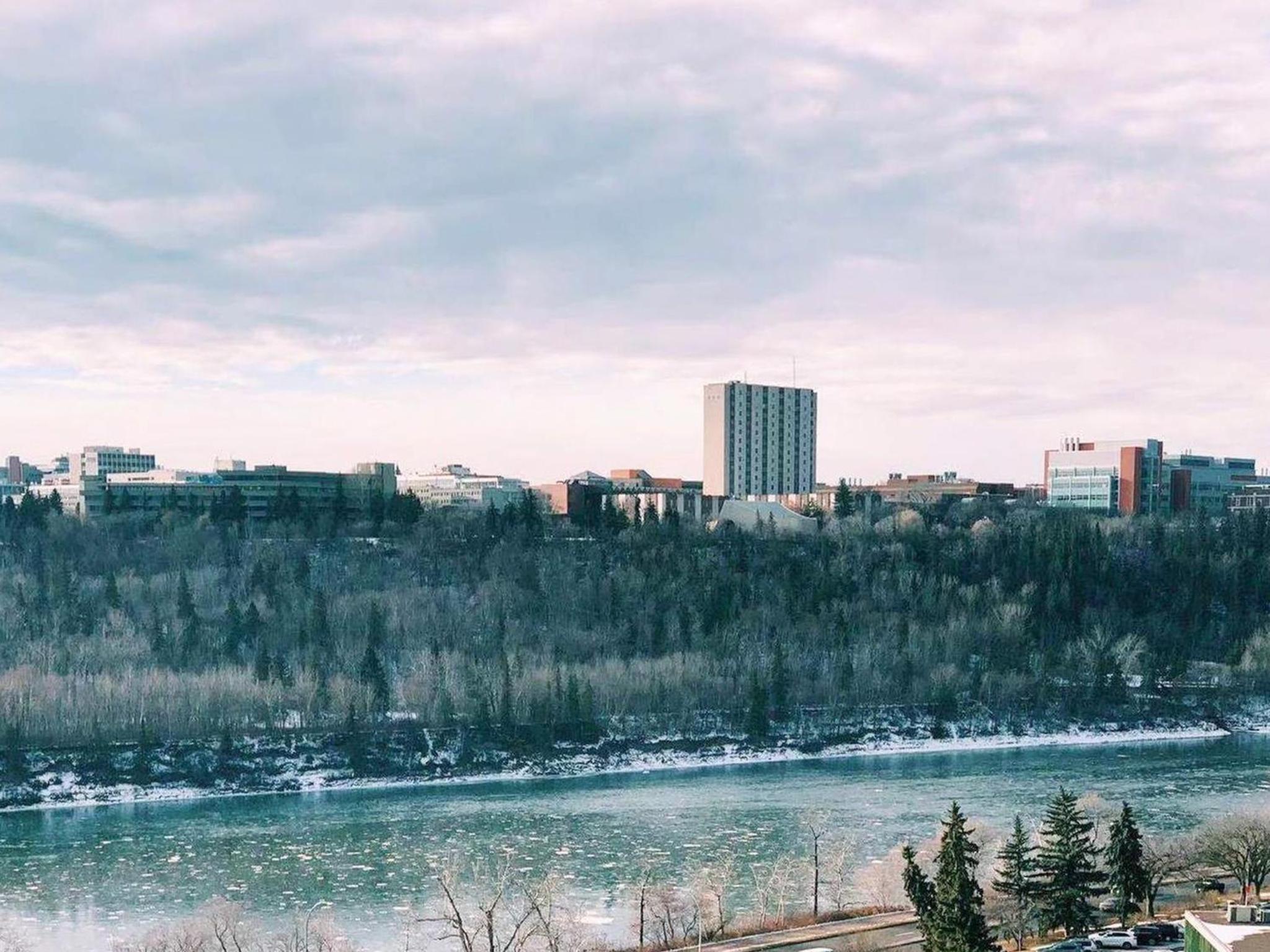 Calming 1bedroom Units With Balcony And City View