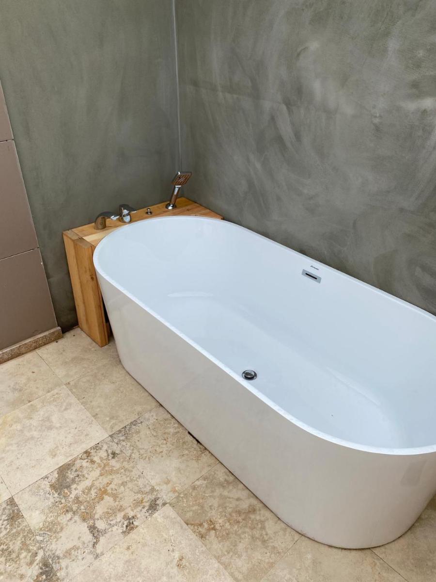 Jacuzzi
