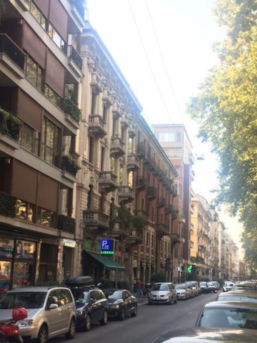 Apartment with terrace in central Milan
