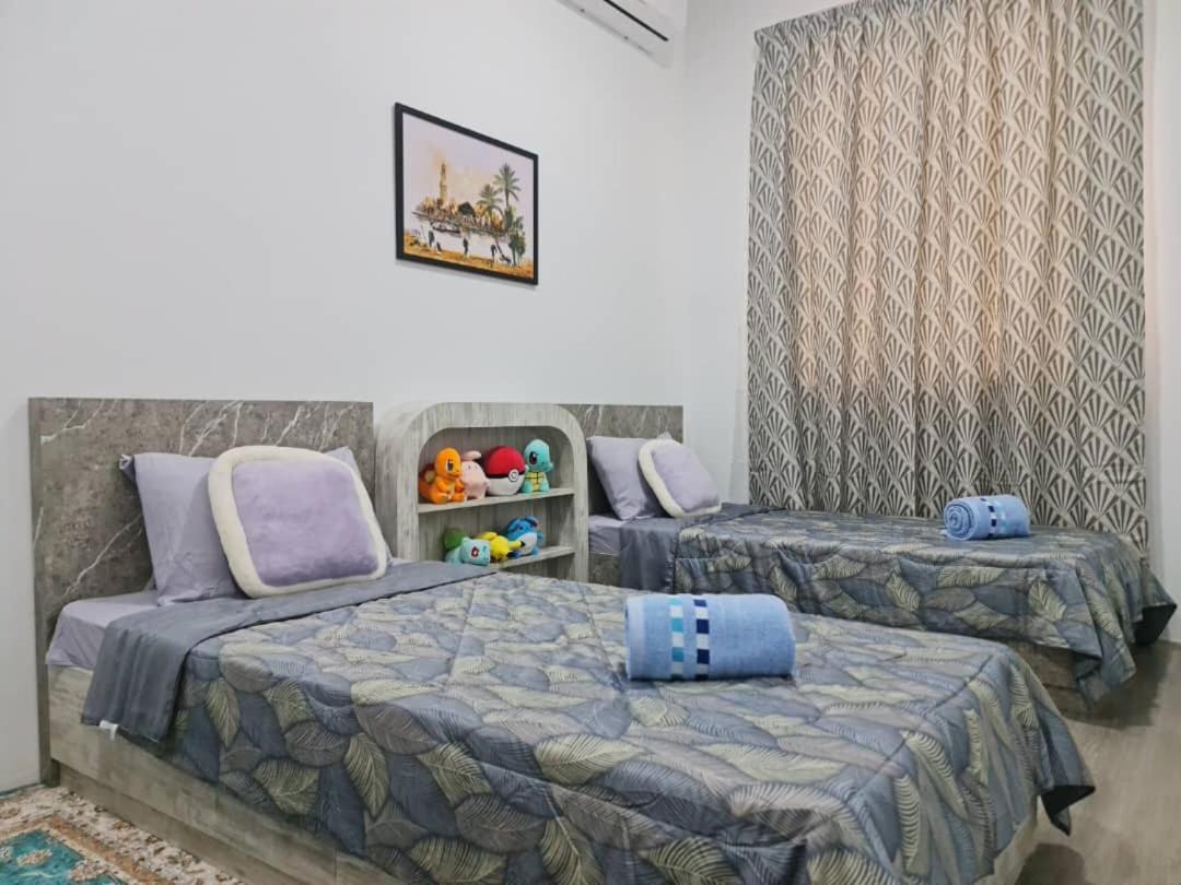 RHR Deluxe GuestHouse Kinarut Papar Sabah - Mountain View