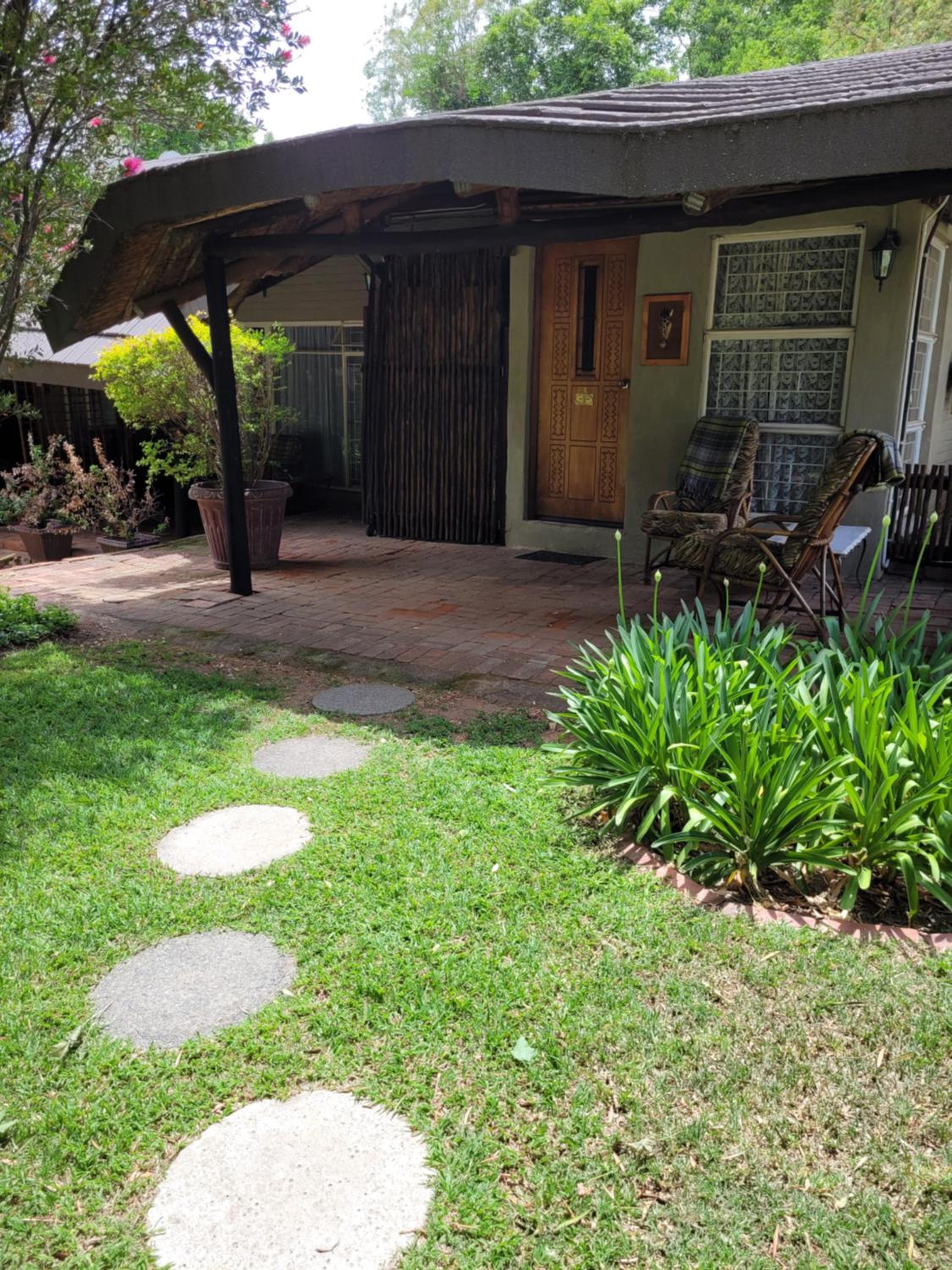 Riverbush Lodge Guesthouse view 3