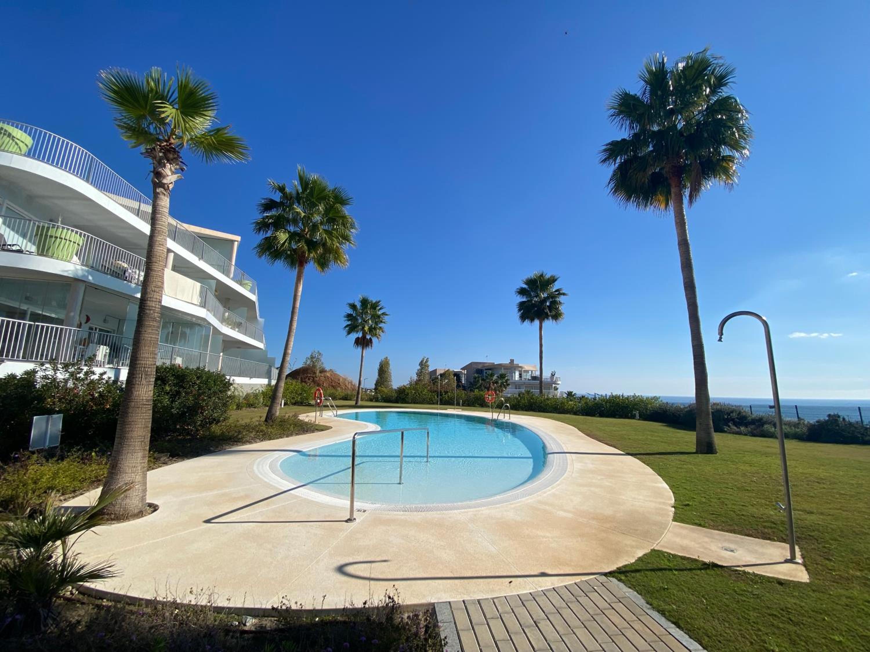 Luxury apartment in Higuerón - Serenity