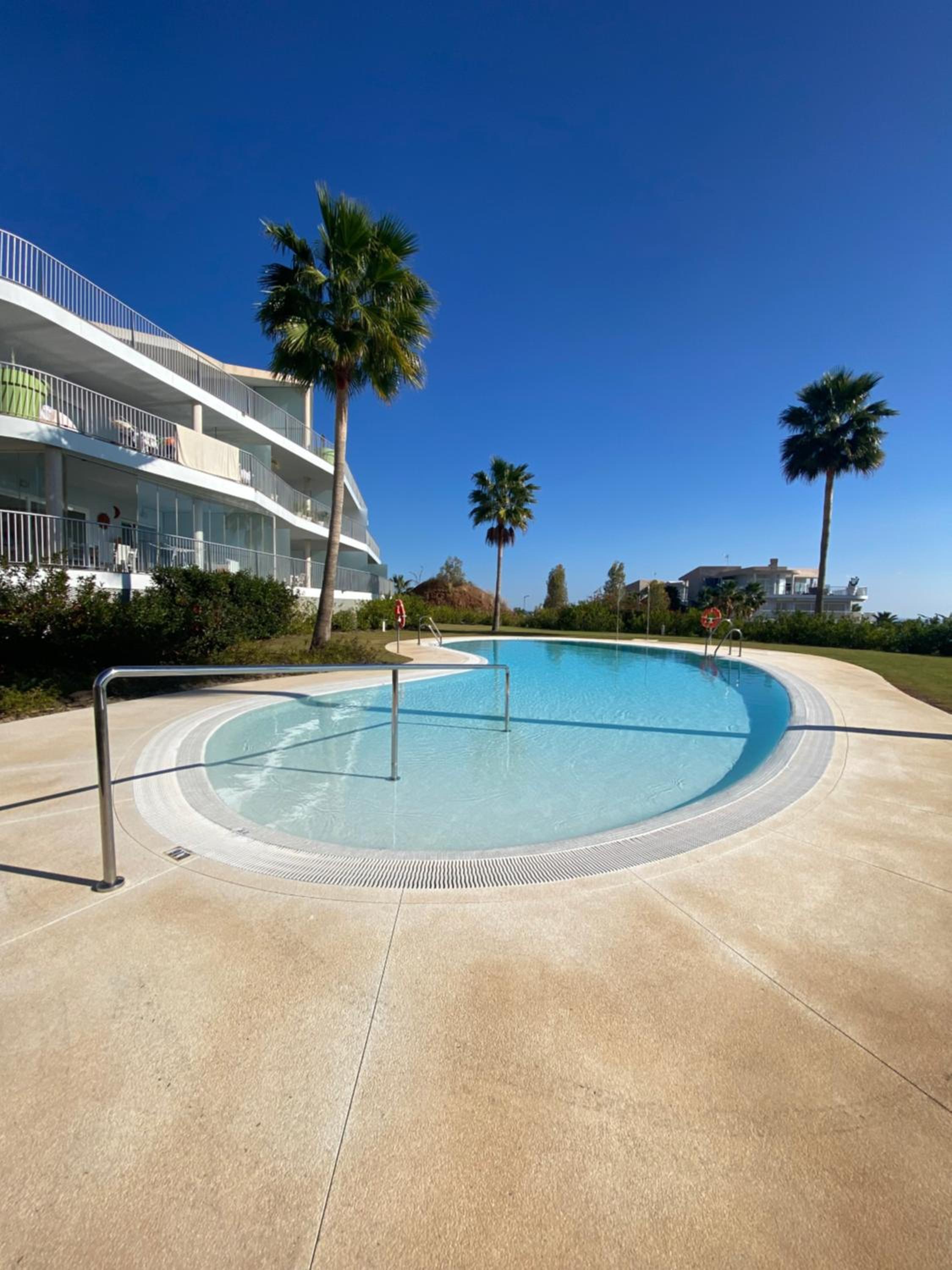 Luxury apartment in Higuerón - Serenity