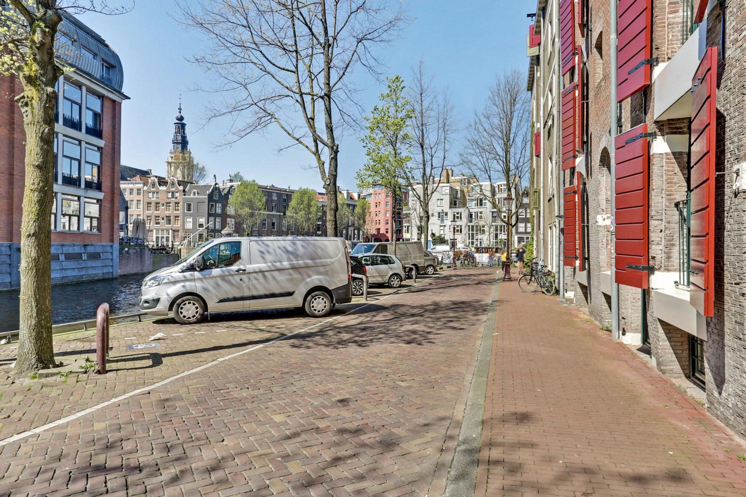 City-centre, Canal-house, luxurious , stylish bedroom, ensuite bathroom