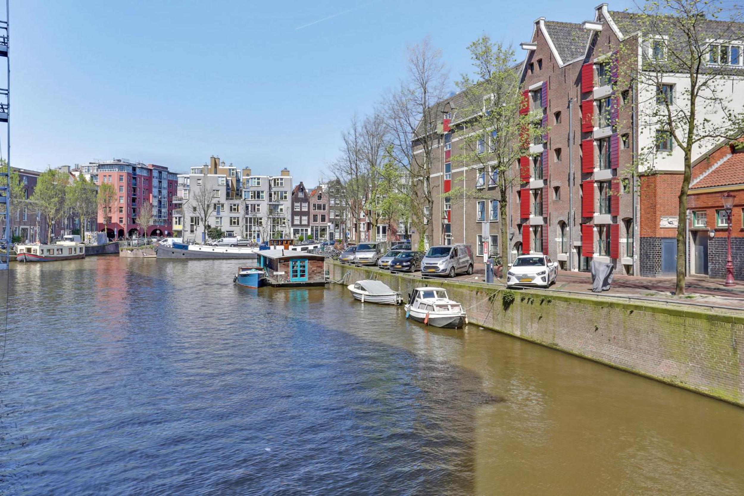 City-centre, Canal-house, luxurious , stylish bedroom, ensuite bathroom