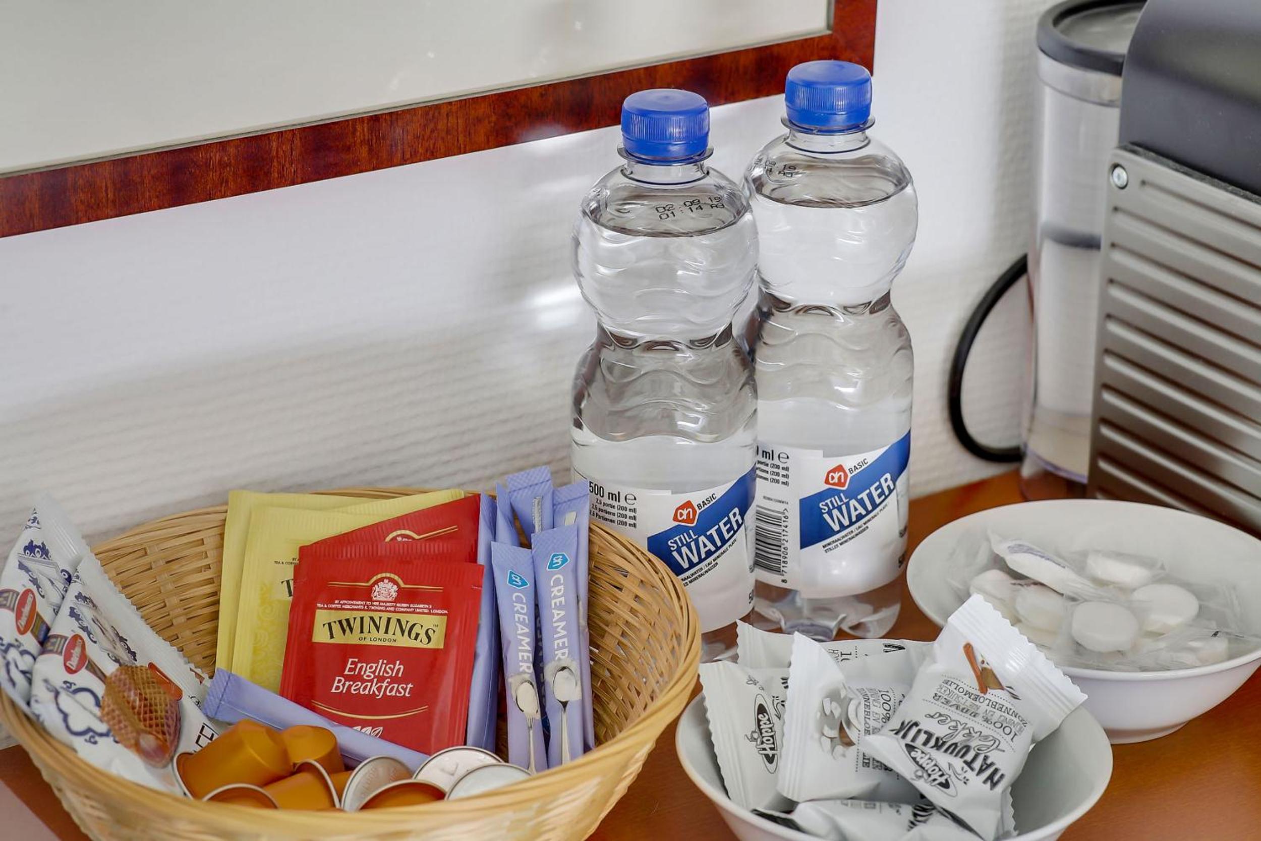 City-centre, Canal-house, luxurious , stylish bedroom, ensuite bathroom