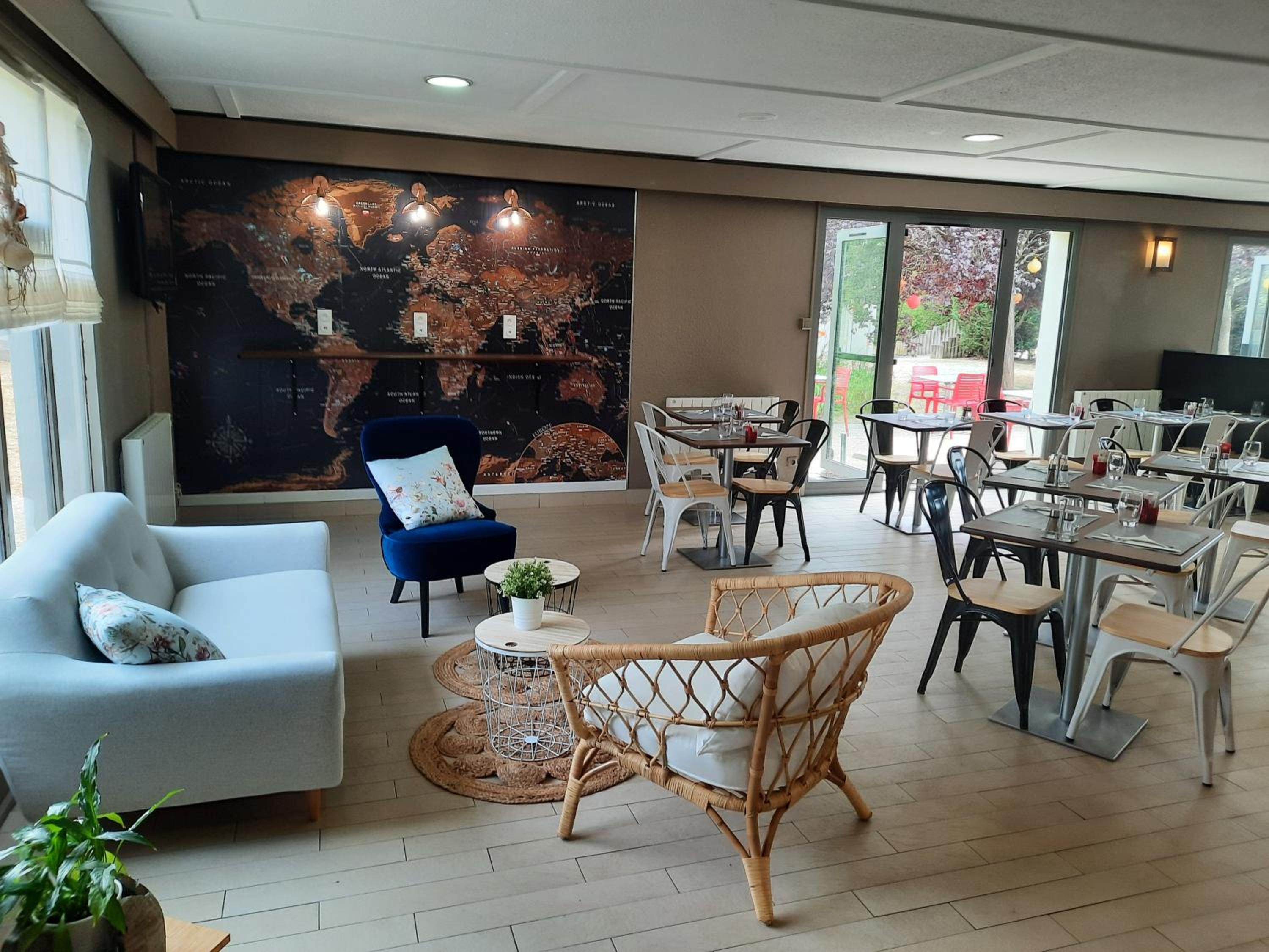 Metz Vacations - Campanile Metz Est Technopole - Restaurant - Property Image 2