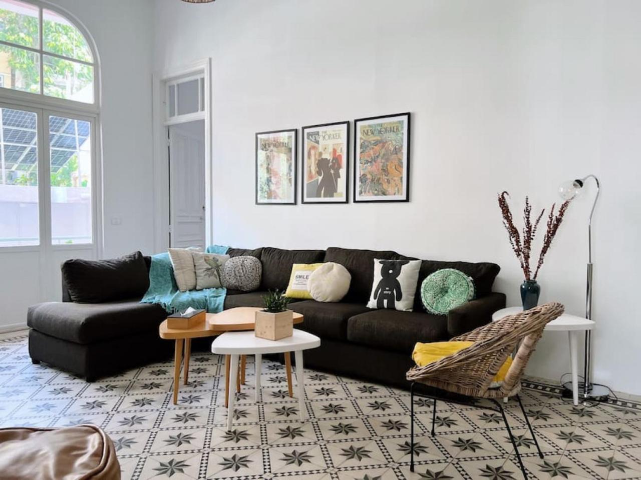 Vintage Apt 4BR Mar Mikhael view 3