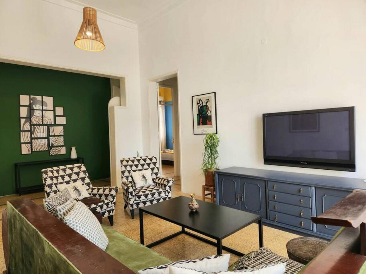 Dream Location Apartment view 2