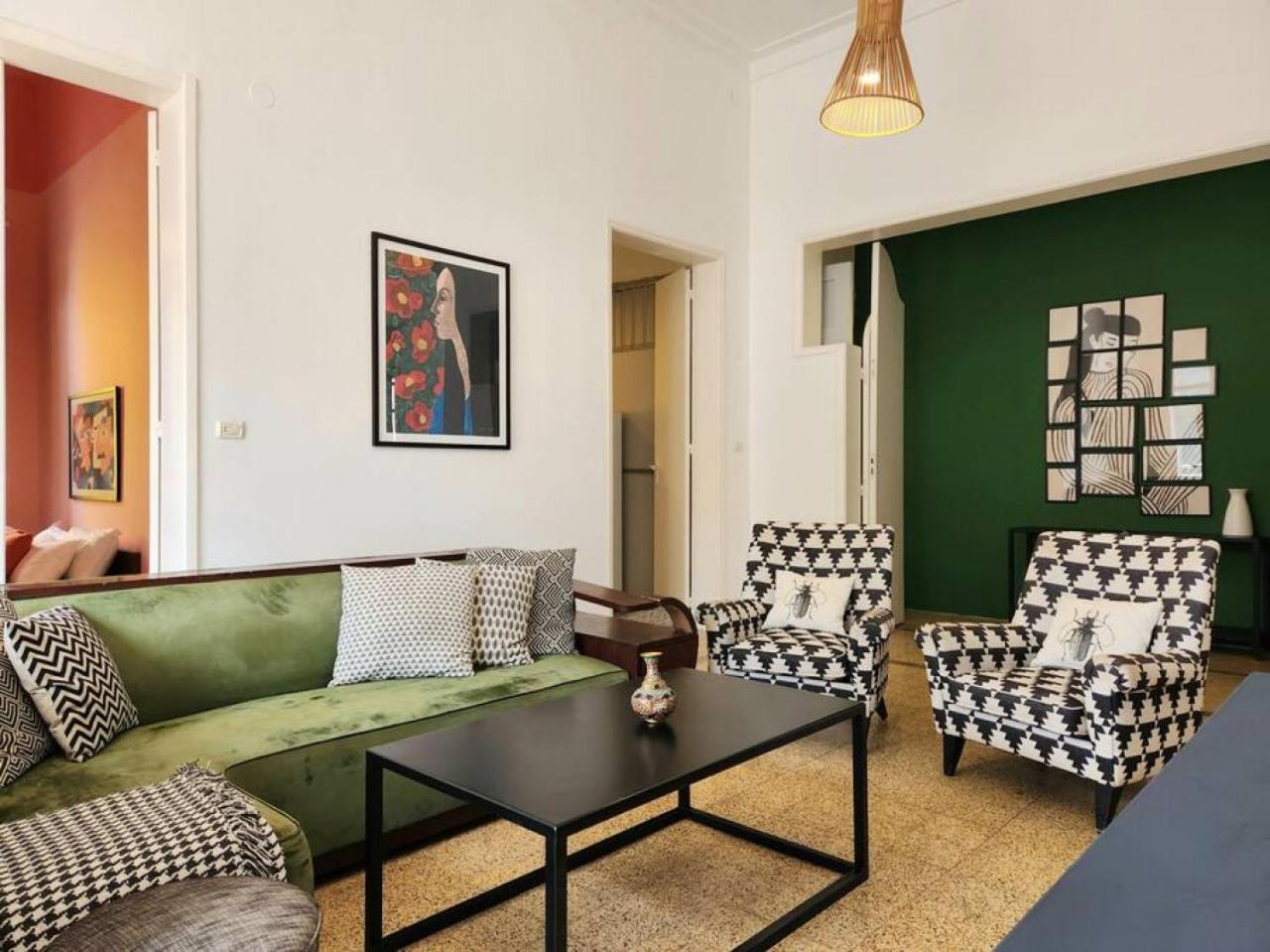 Dream Location Apartment view 5