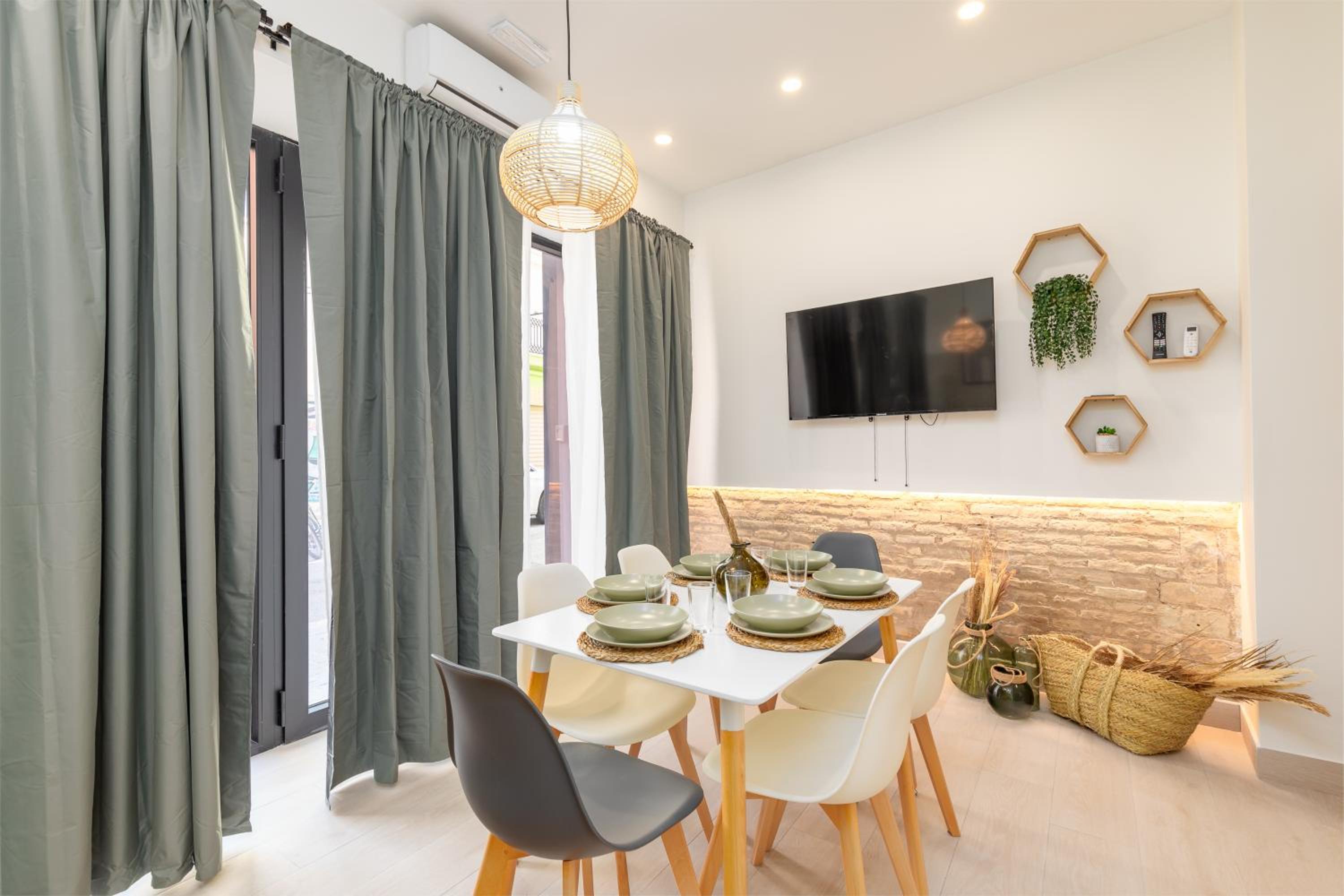 Apartamento con piscina y terraza