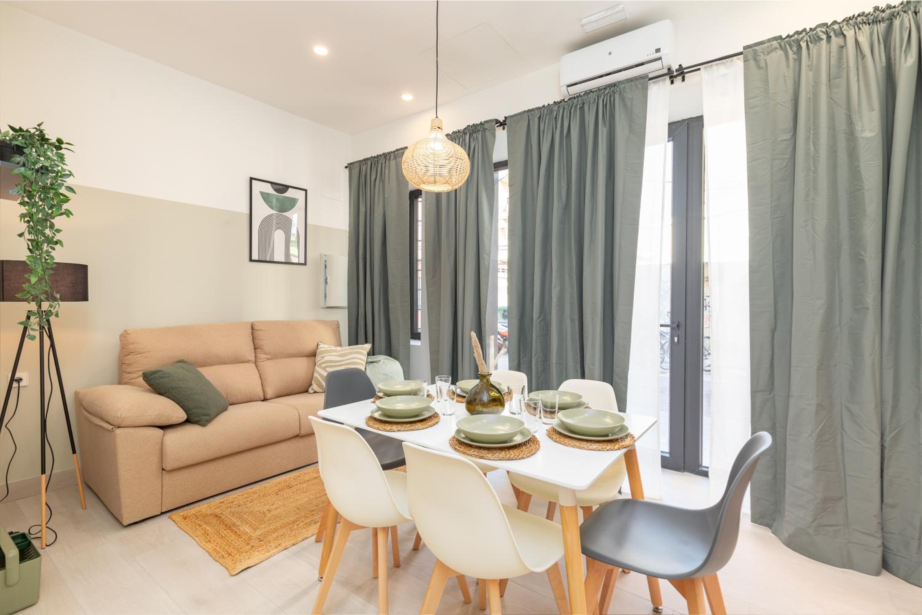 Apartamento con piscina y terraza