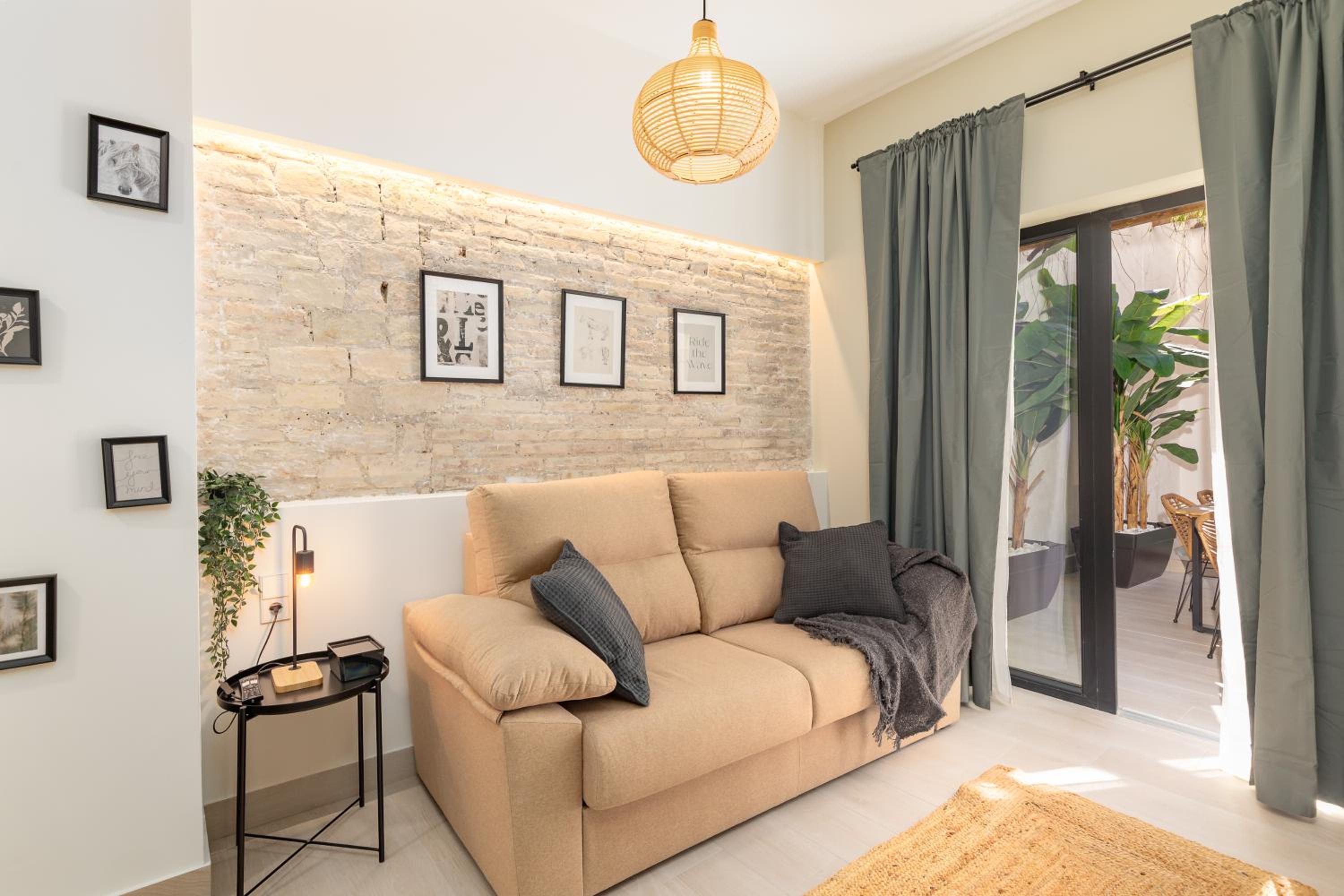 Apartamento con piscina y terraza
