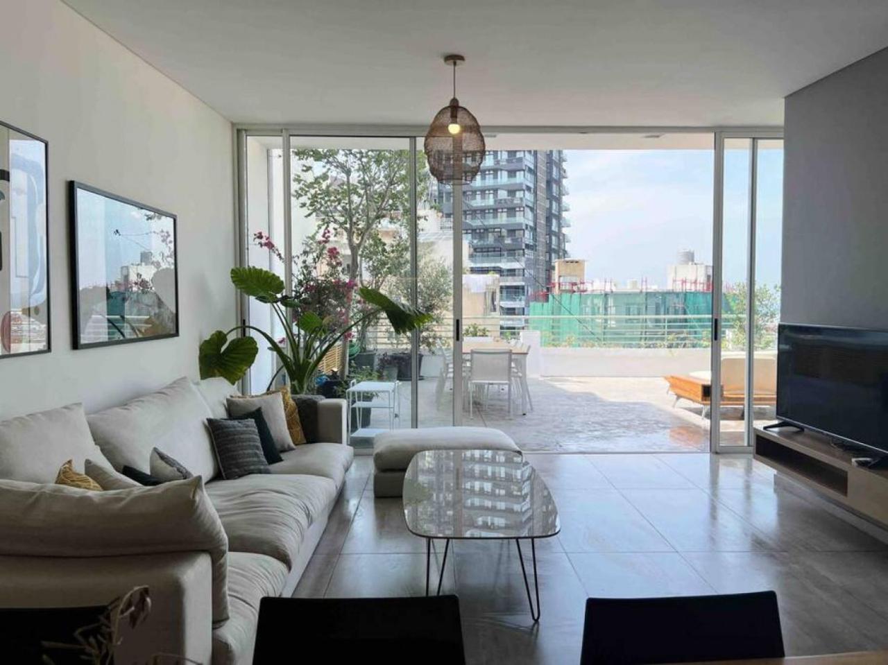 Dreamy 3BR Penthouse w a Super Terrace view 3