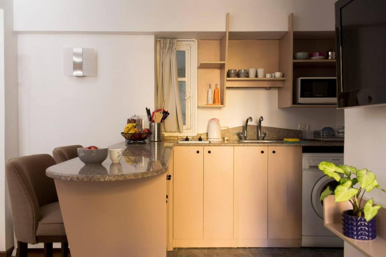 Homey Perfectly Located Studio
