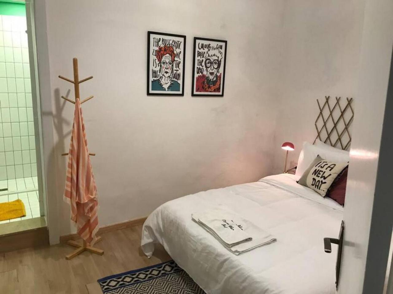 Skylight 1BR Apartment Mar Mikhael view 4
