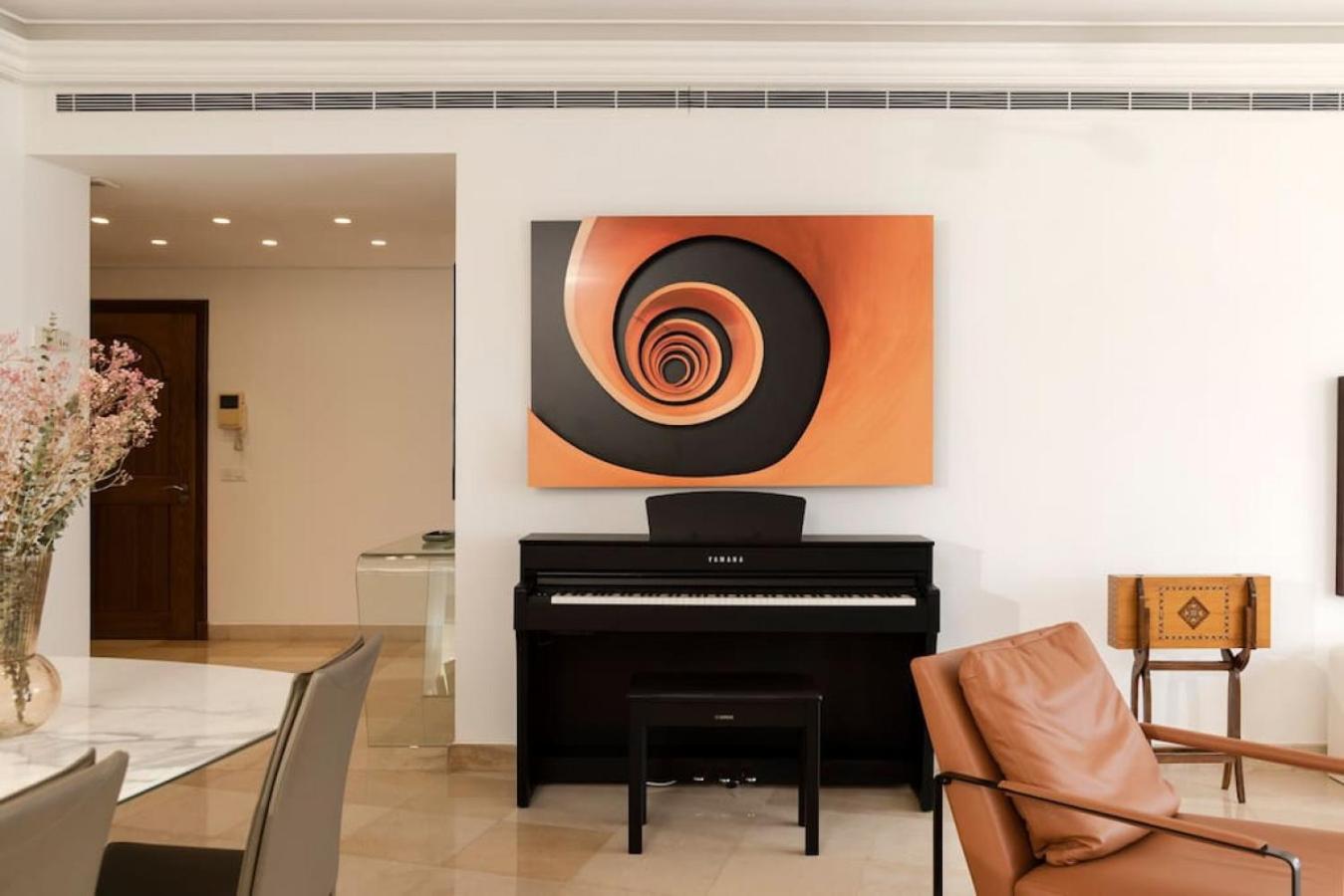 Stunning Artist House in Saifi view 5