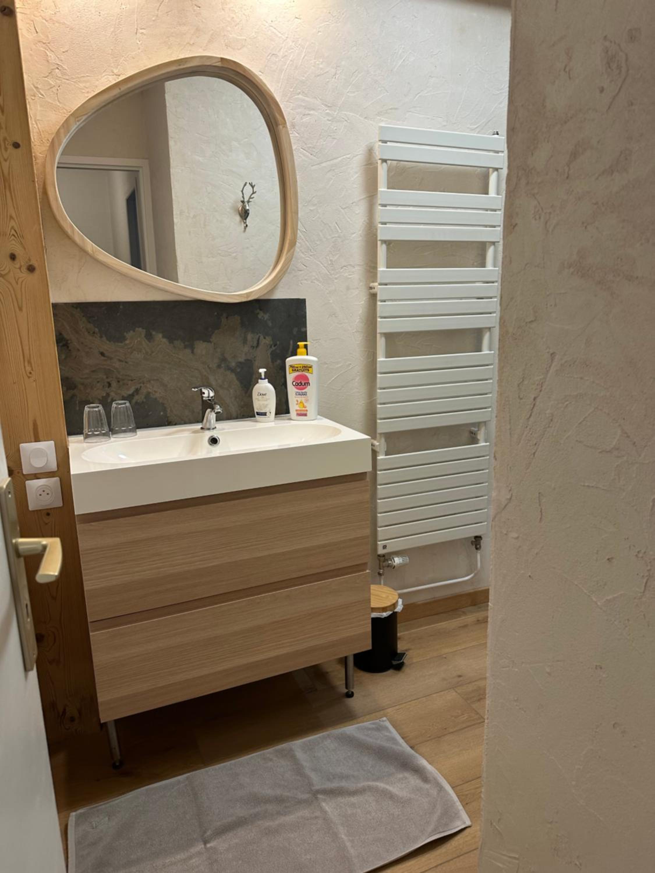 Maison La Devinière - sauna et spa compris accessibles toute l'année