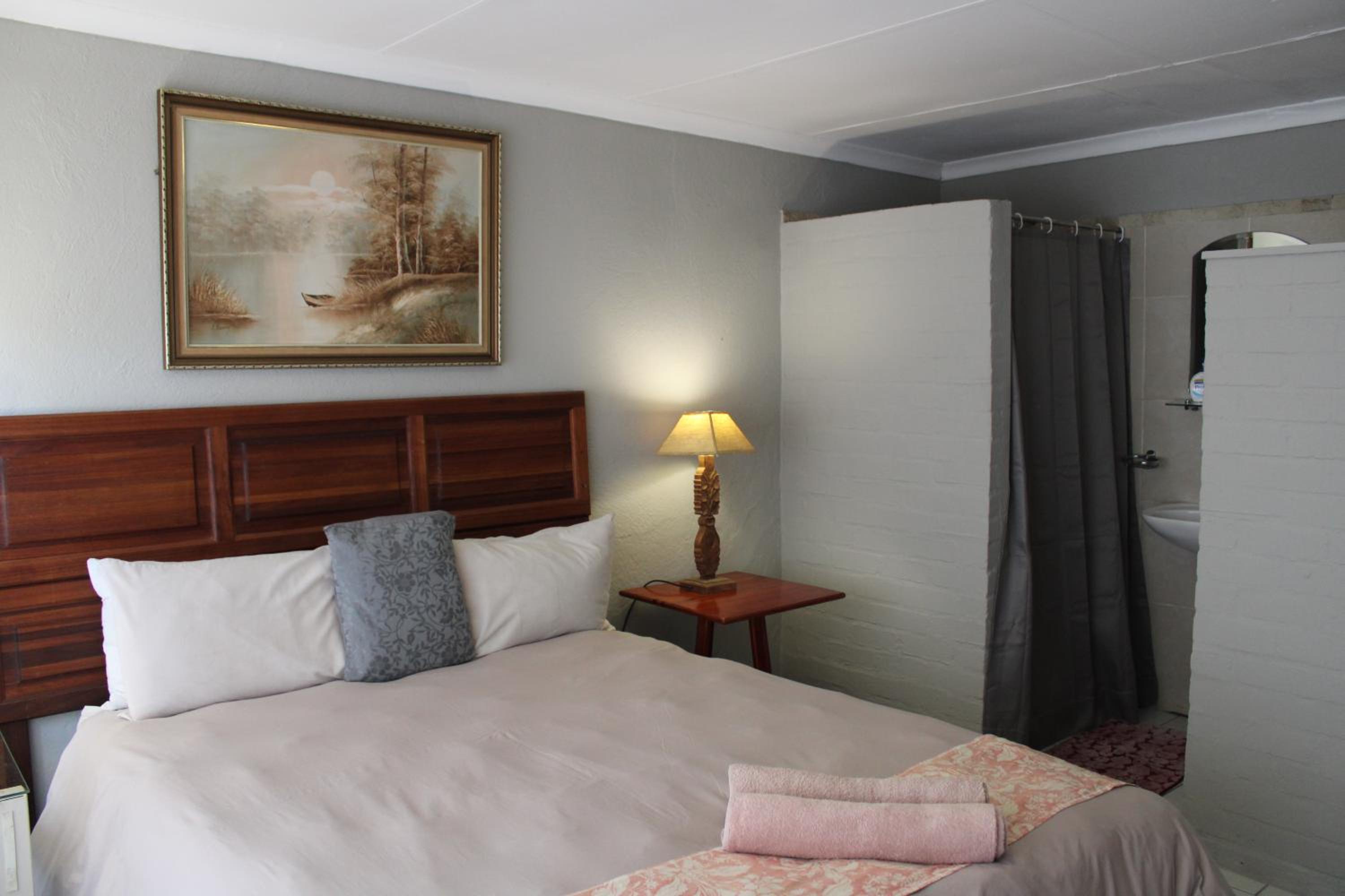 Montrose River Lodge