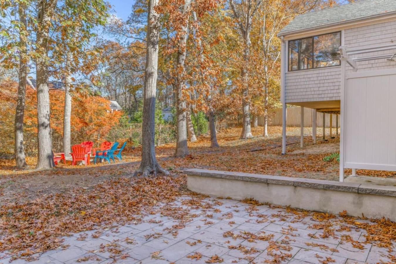 Cozy Spacious Home Walk to the Beach and 1 Mile to Downtown Hyannis view 5