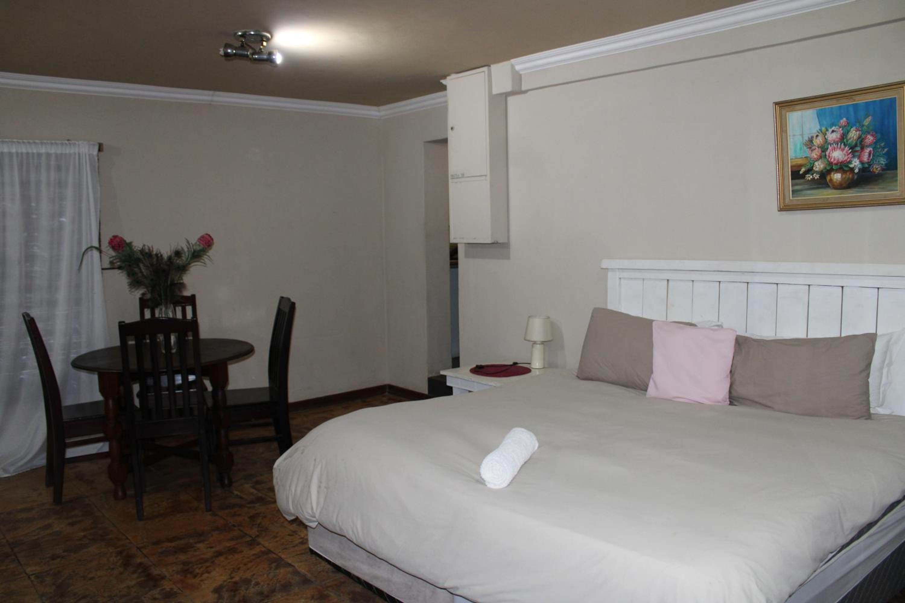 Montrose River Lodge
