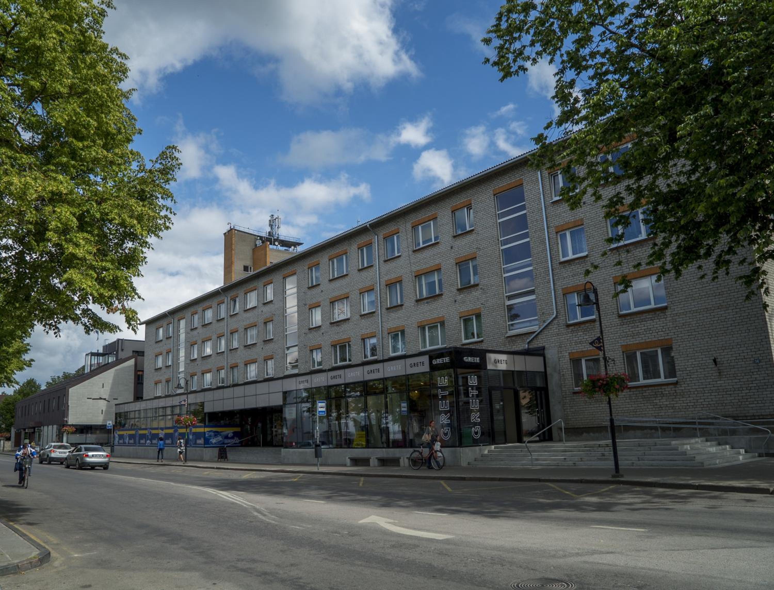 Photo 10