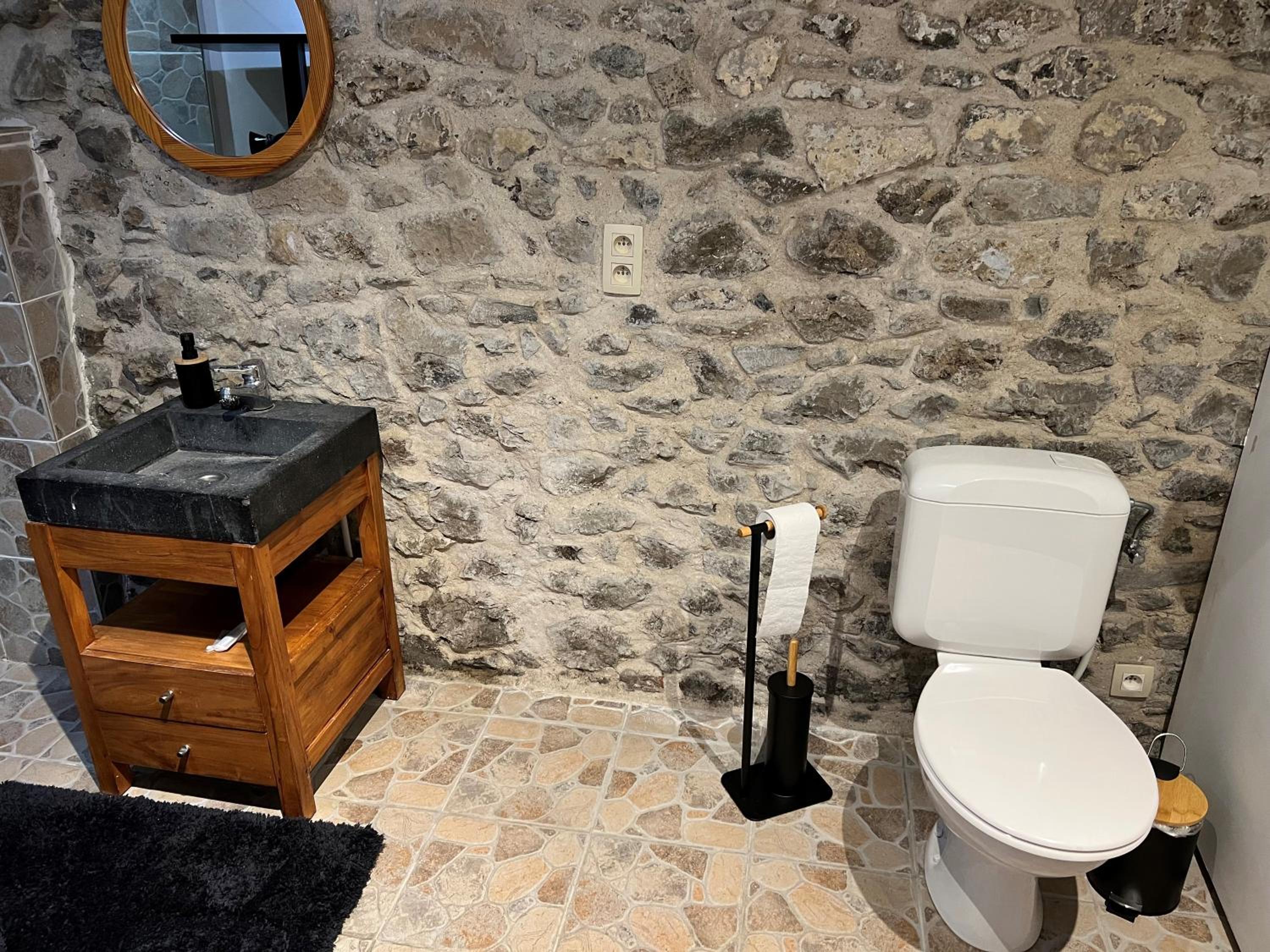 Gîte Rubis - JACUZZI - Pairi Daiza - 6 pers
