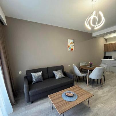 Crystal Wood212 view 2