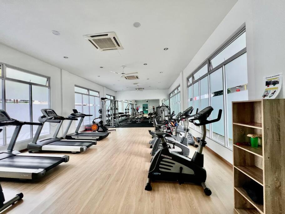 (Mt. Austin) Lavish Suite 3BR2B by Cowidea