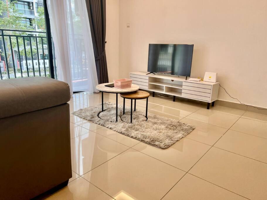 (Mt. Austin) Lavish Suite 3BR2B by Cowidea