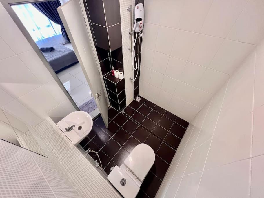 (Mt. Austin) Lavish Suite 3BR2B by Cowidea
