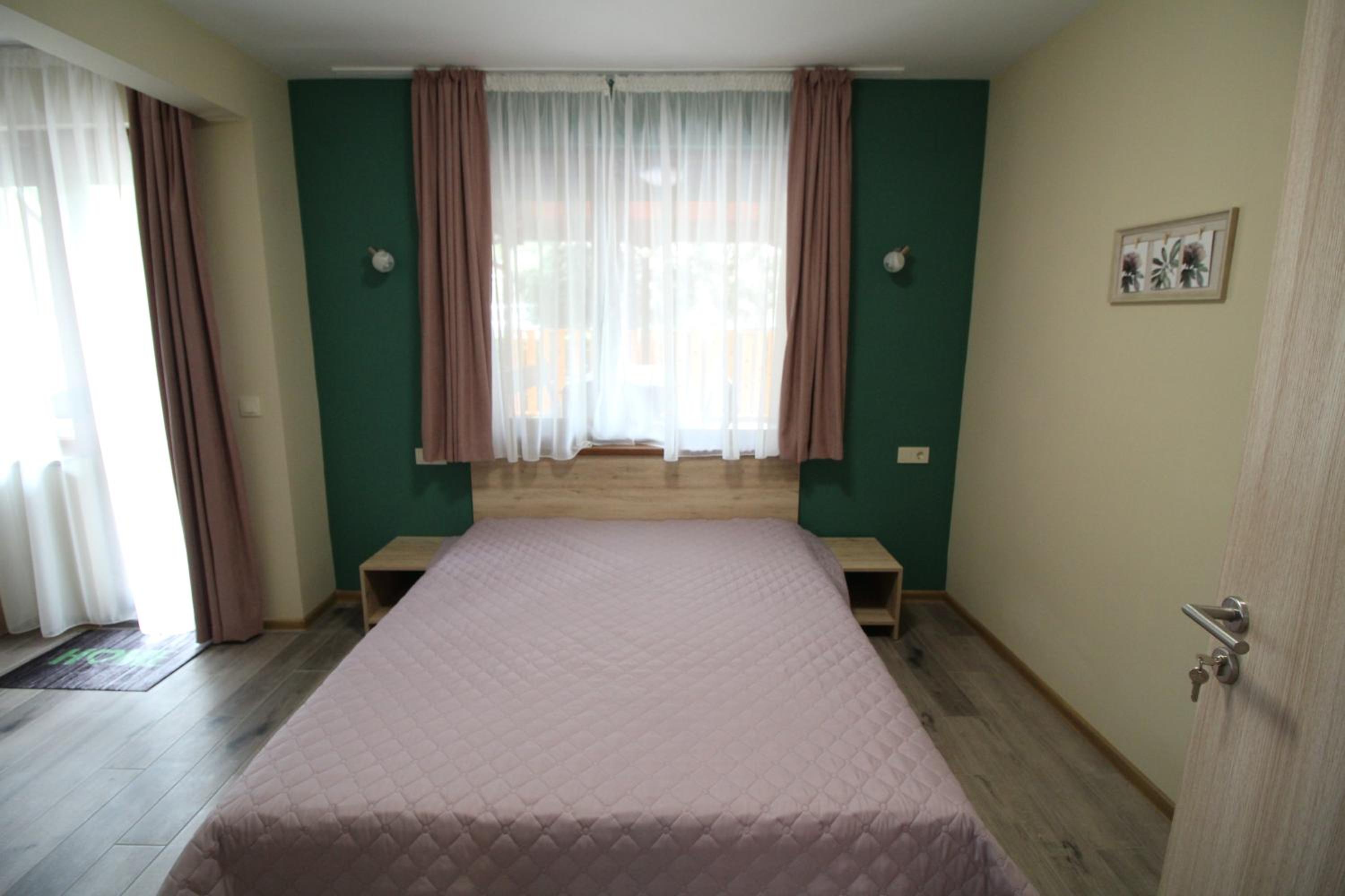 Къща за гости Перуника