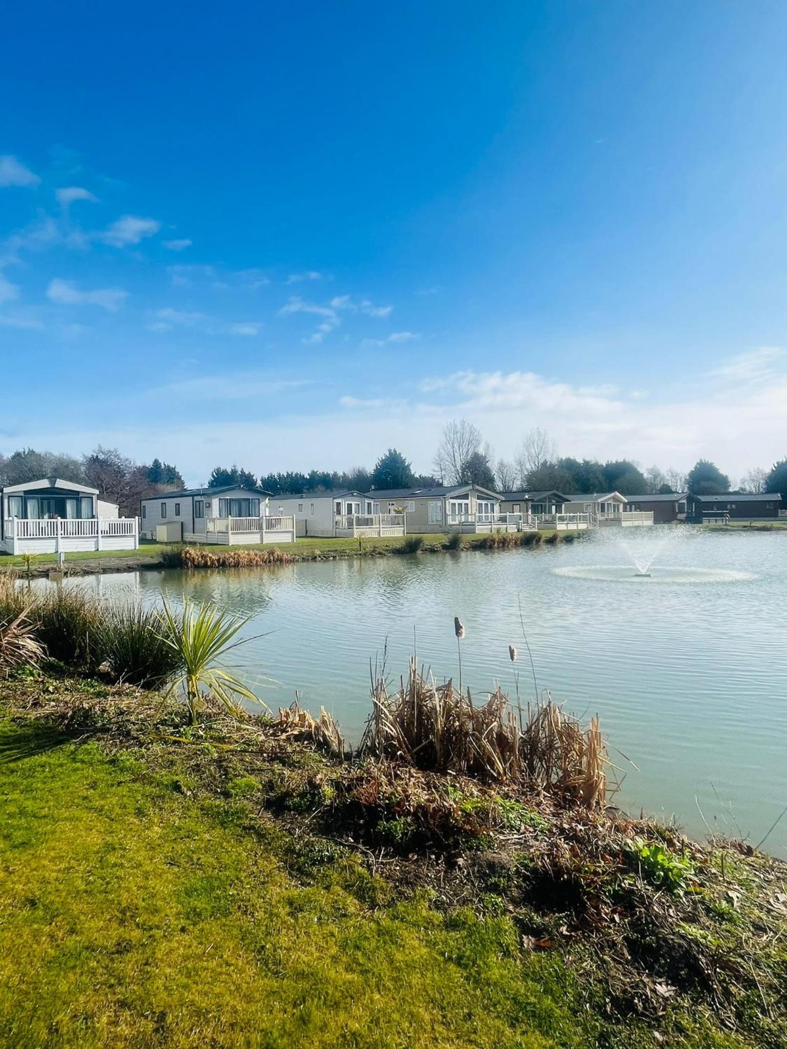 Yew Tree Lodge with Hot Tub photo 4