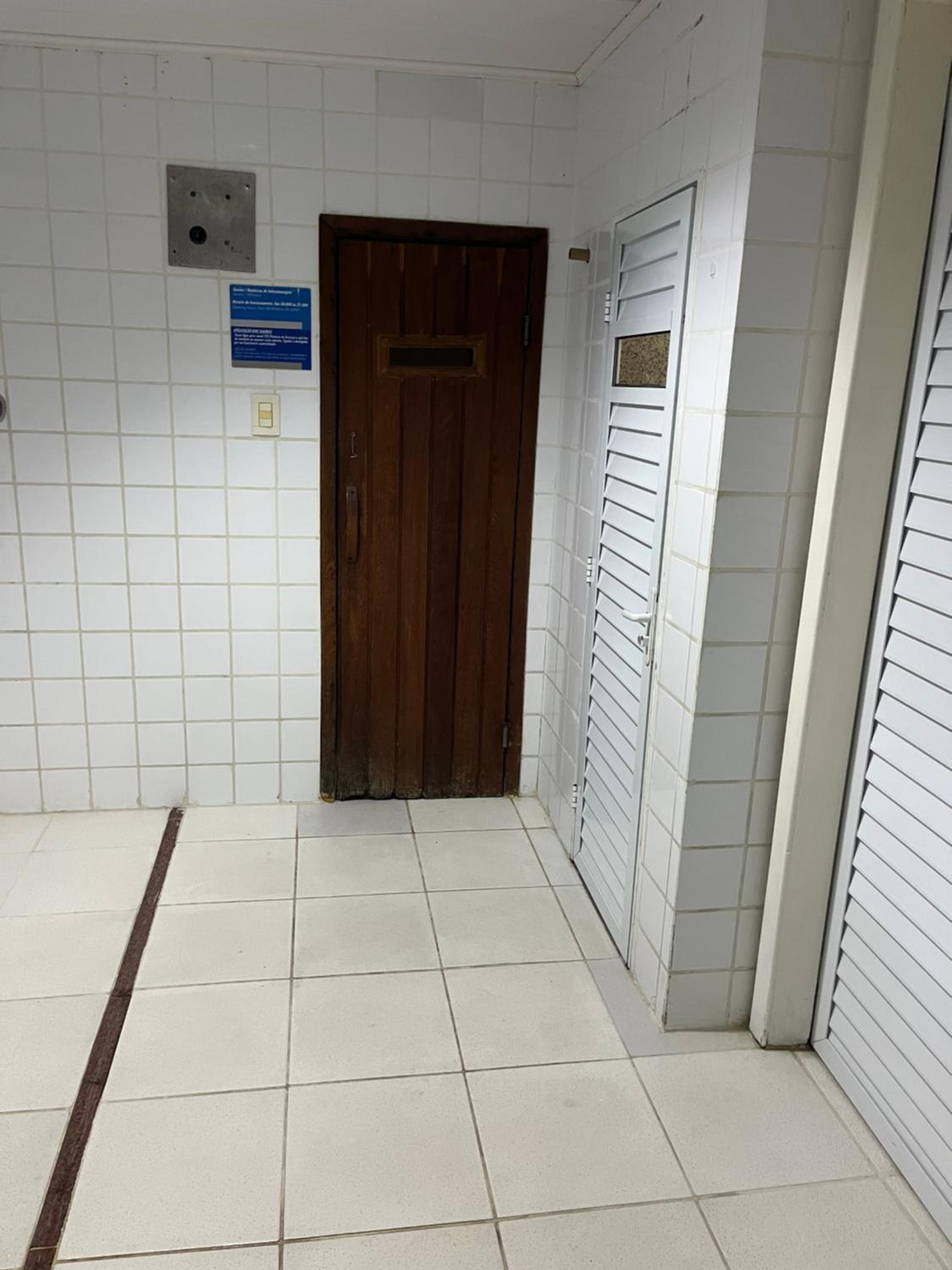 Apartamento com vista da praia da Costa 615