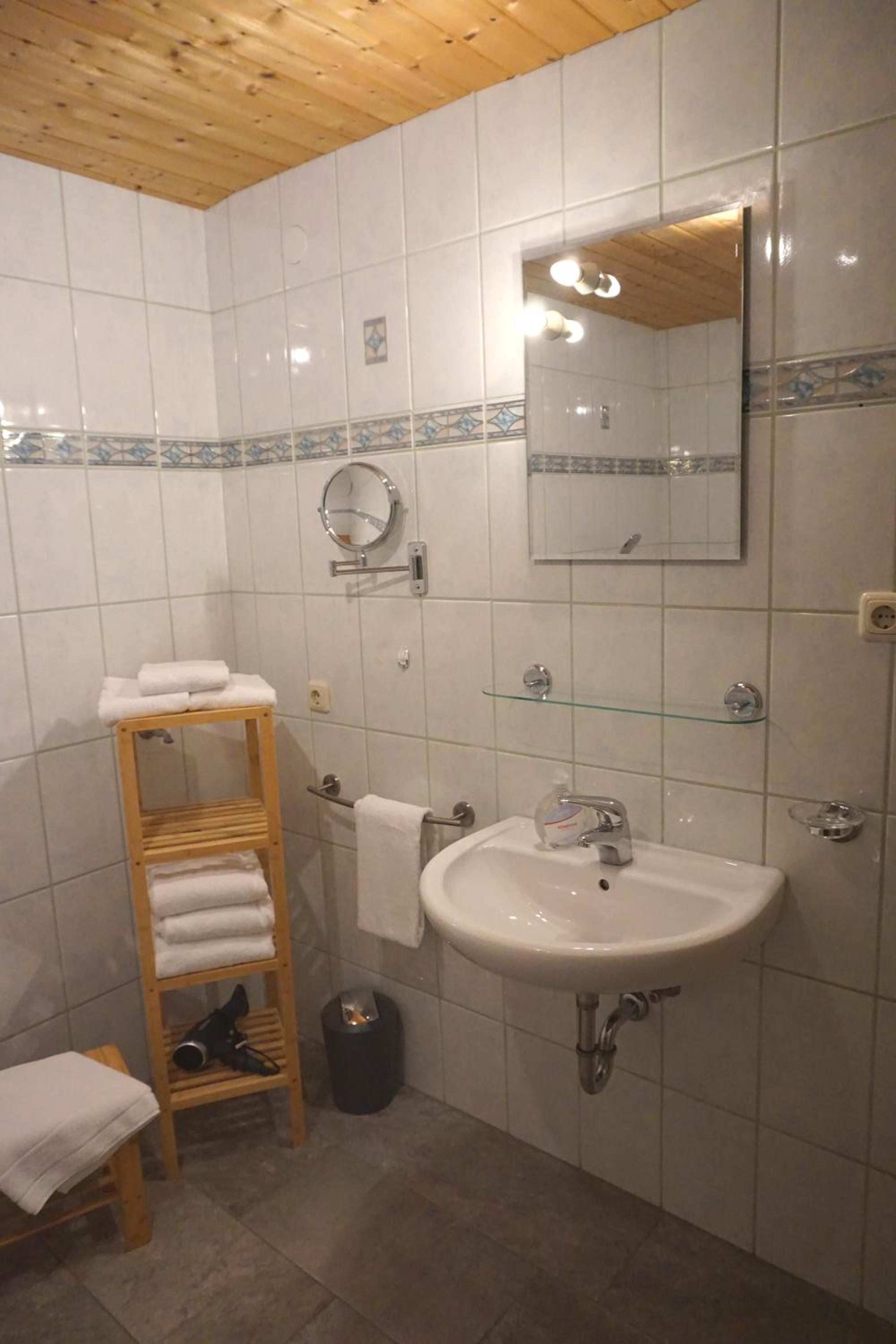 Photo 49