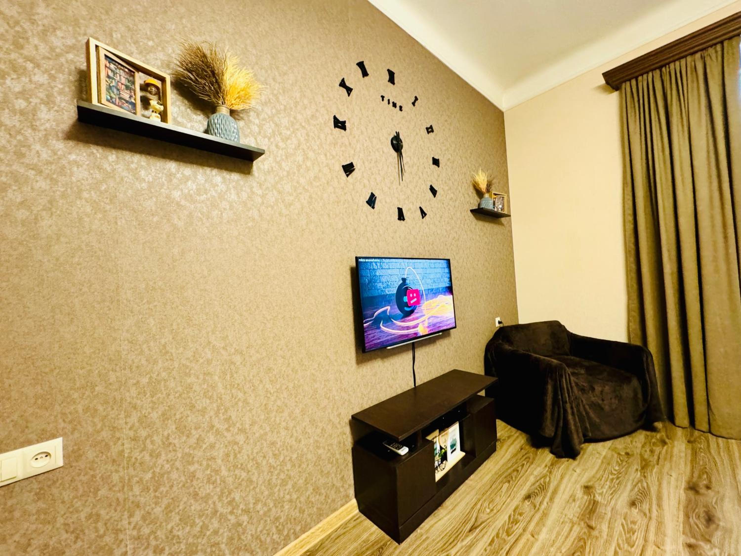 Tumanyan 12 TopHouse