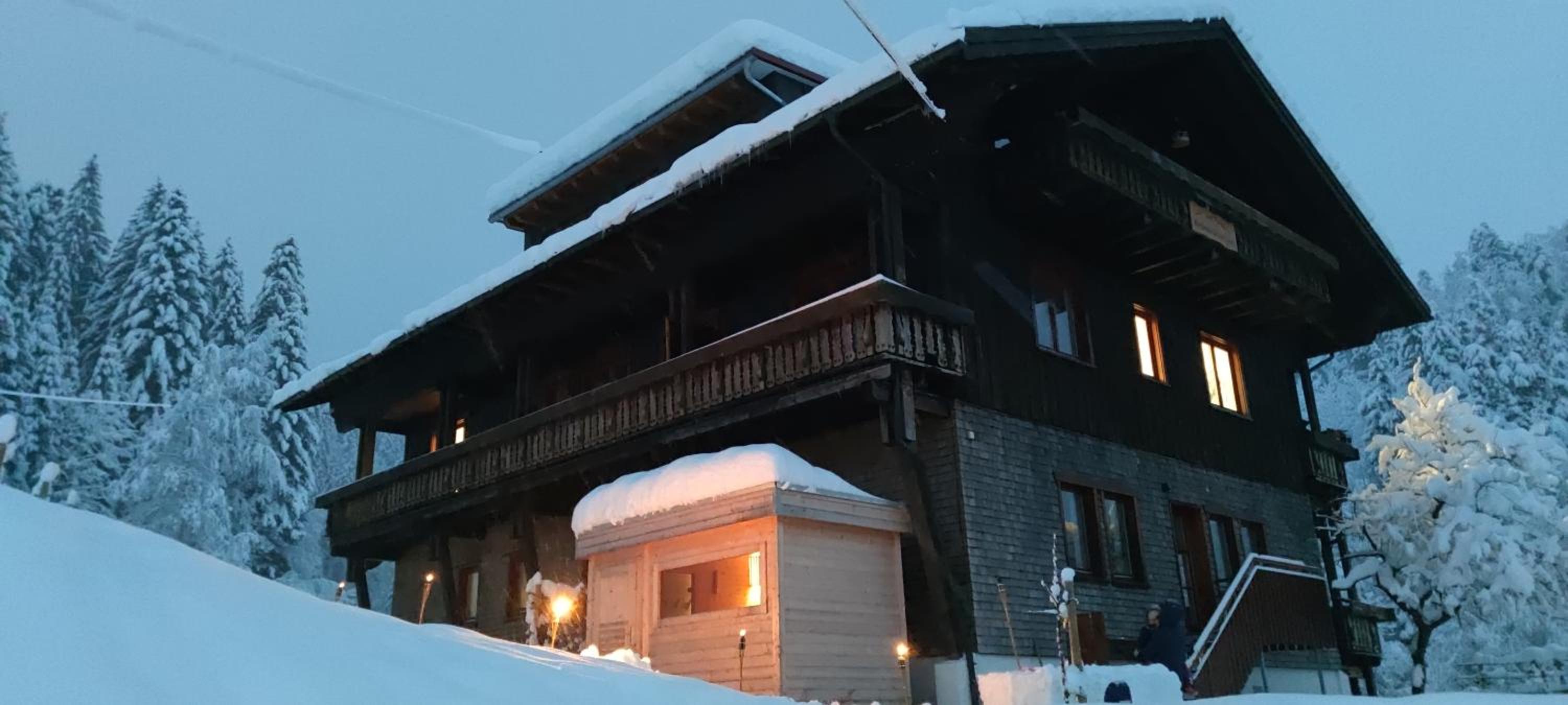 Ferienhaus am Berg