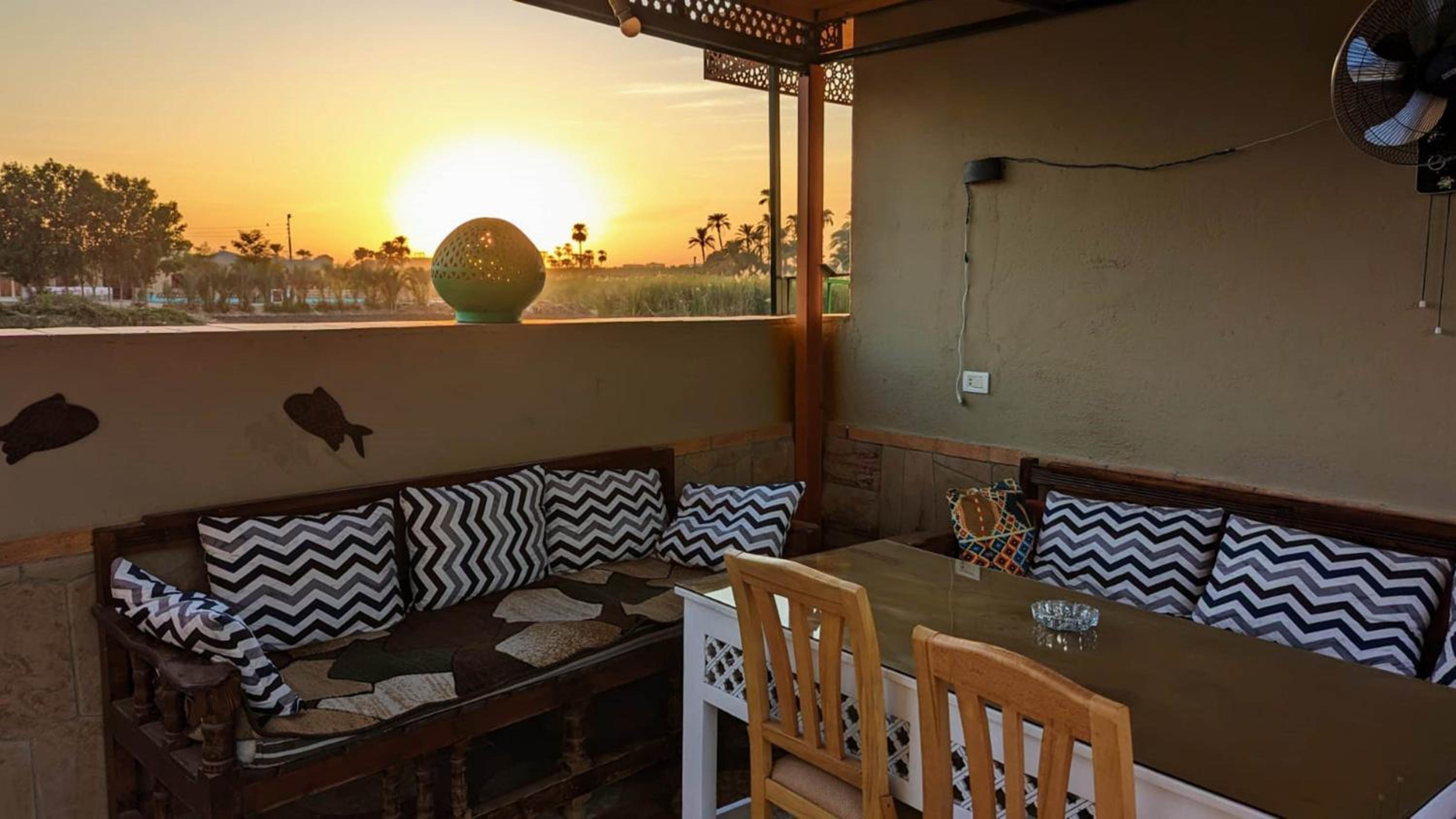 Yasmine Guest House
