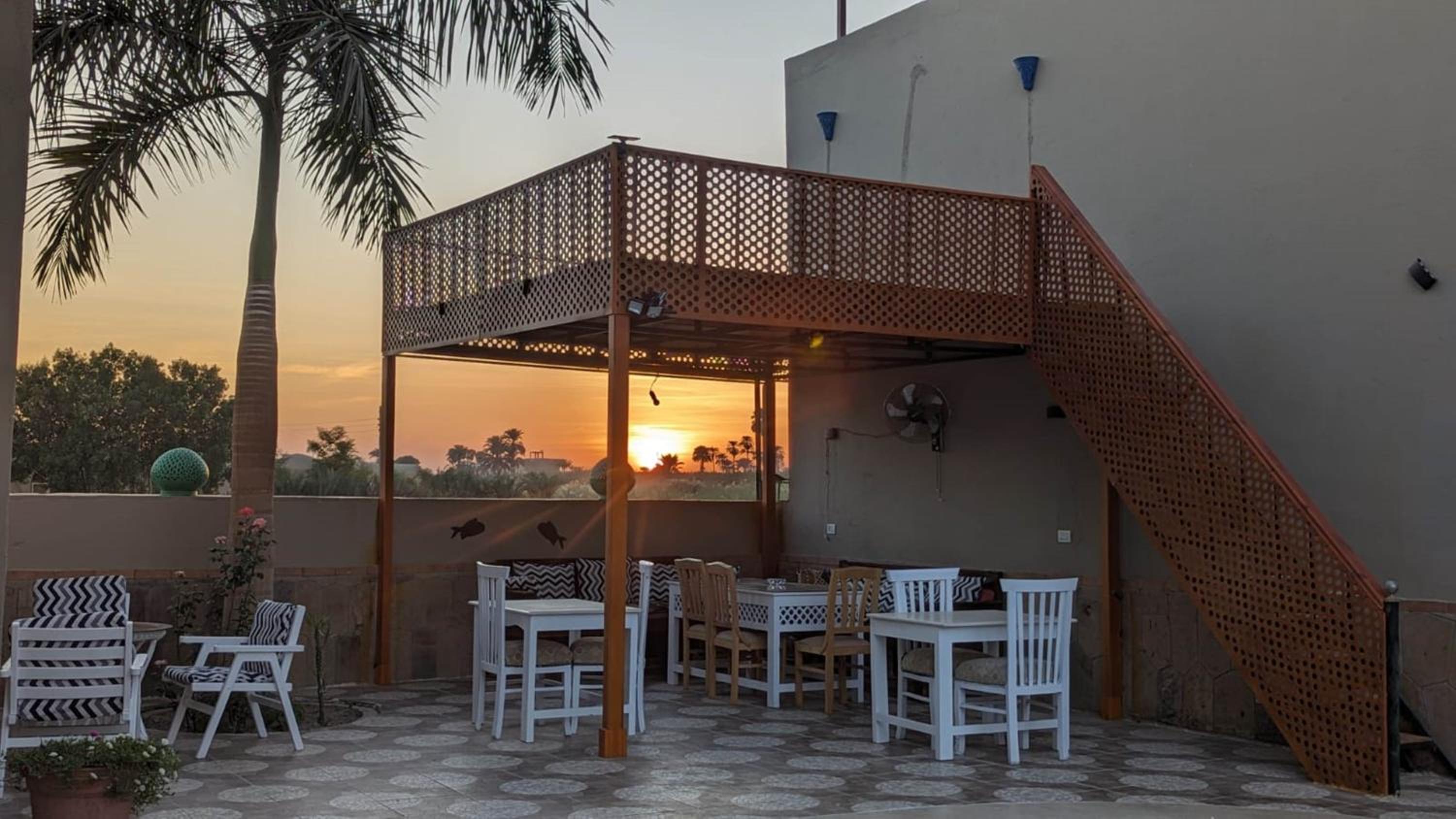 Yasmine Guest House