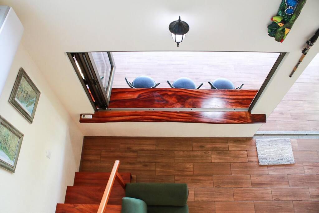 Casita Colibri–Mile to the Beach–Cable&Fiber Wifi!
