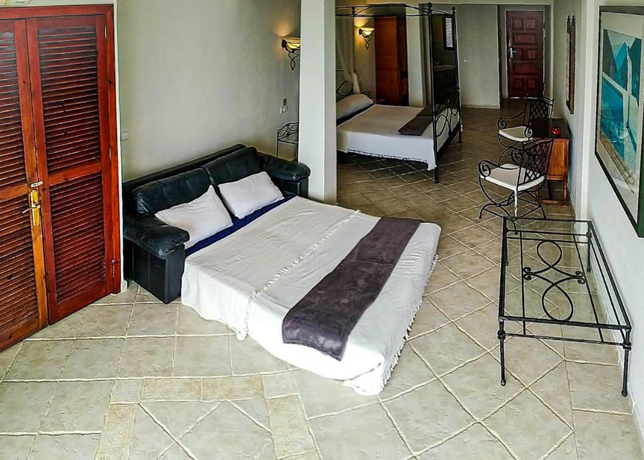Amena Mar Hotel