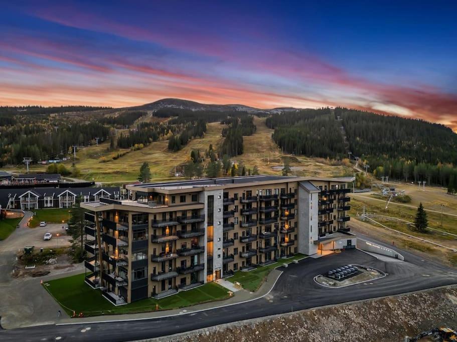 Ski-in out Apartment in Trysil Alpine Lodge with Balcony, 2 Baths & EV view 4