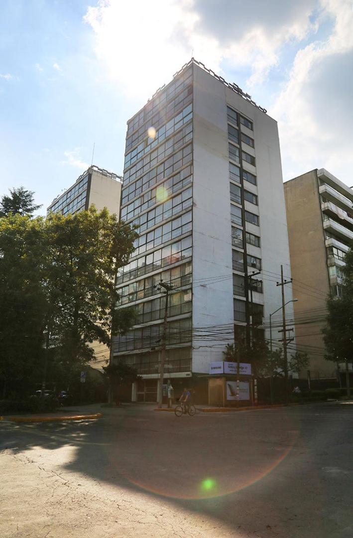 JVM 421, in Polanco by Blueground