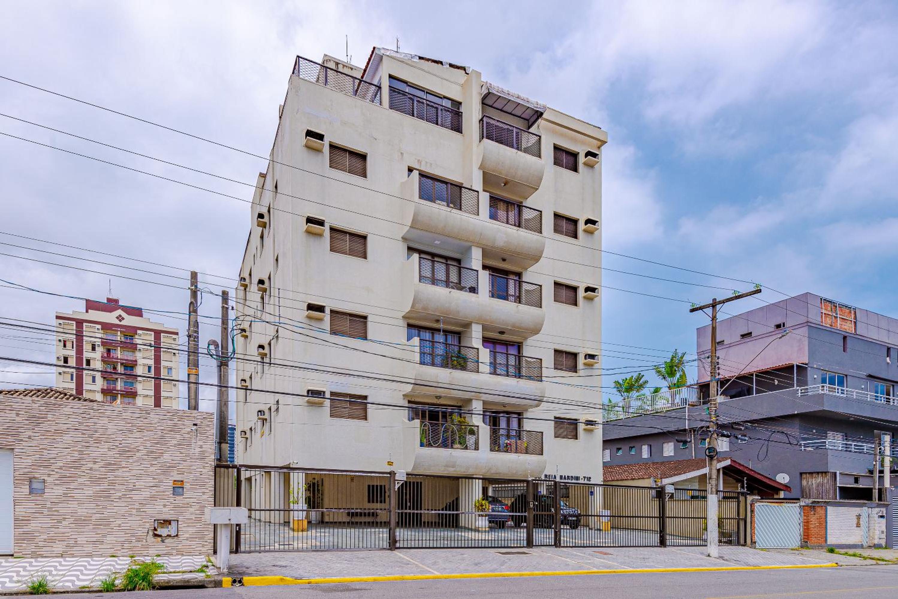 Apê com Ar, Garagem e Clima de Praia