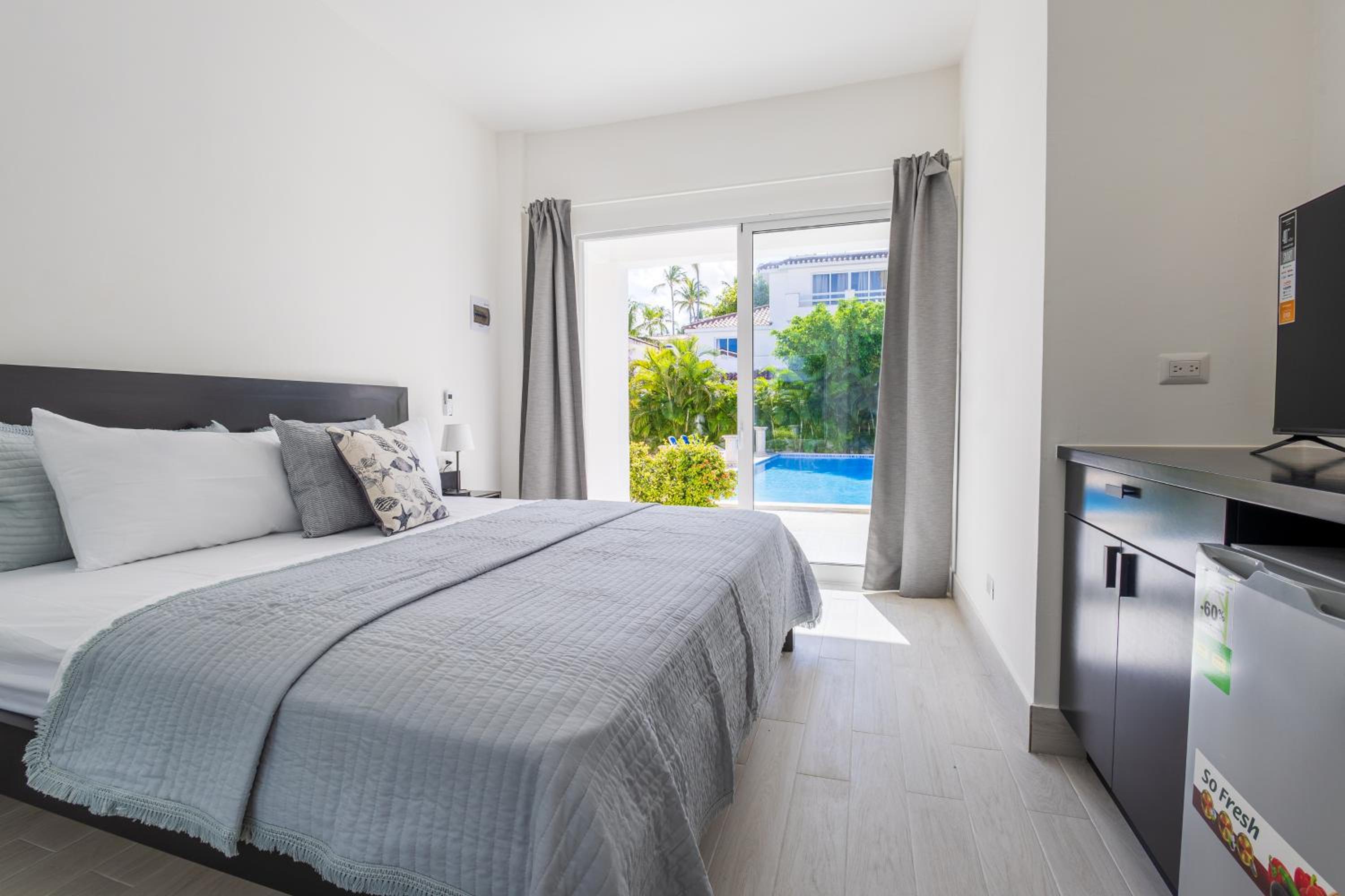 Huge 8-Bedroom Beach Villa with Private Pool - Los Corales Villas Punta Cana view 3